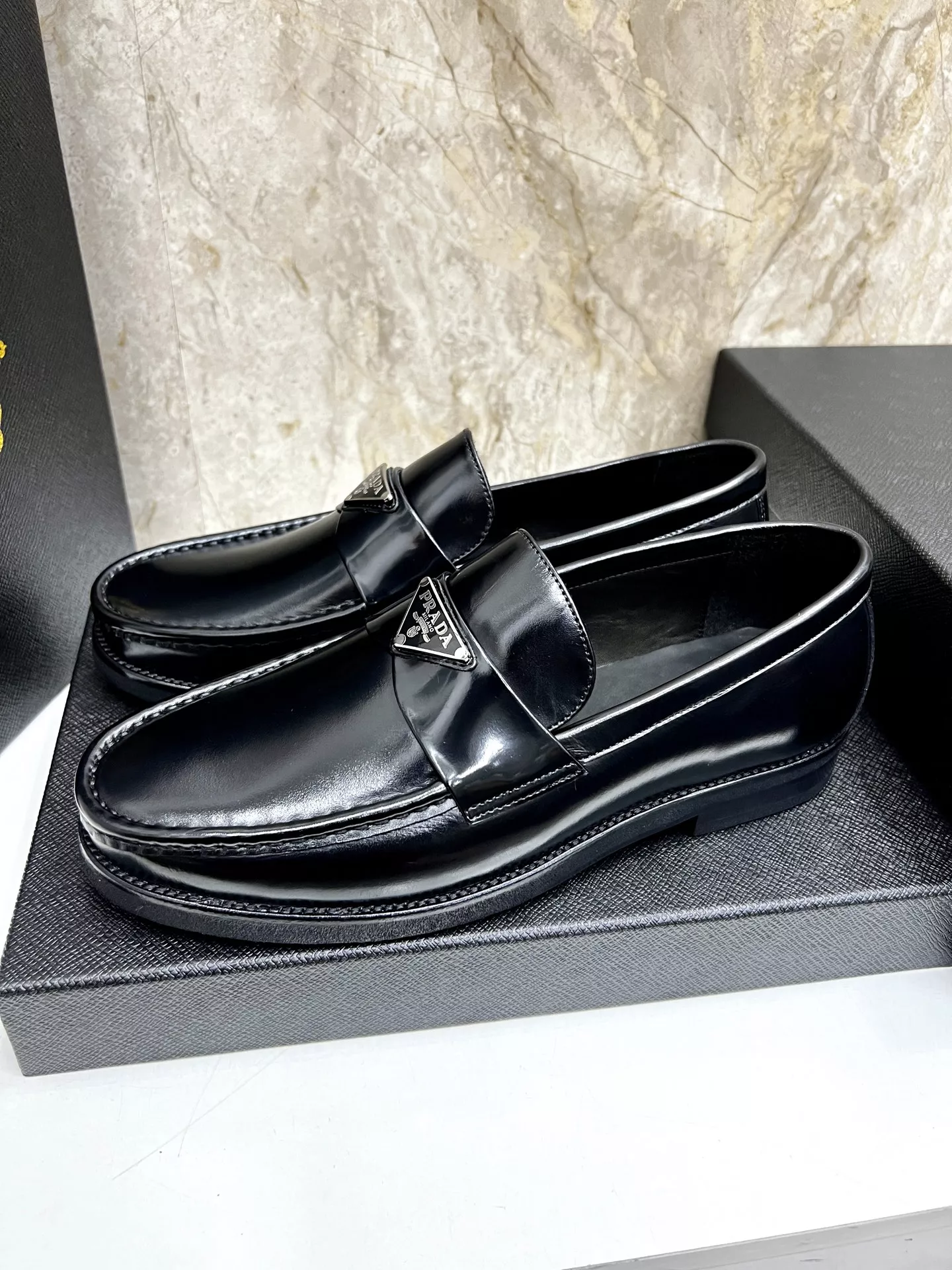 Prada Leather Shoes For Men Functional 6884