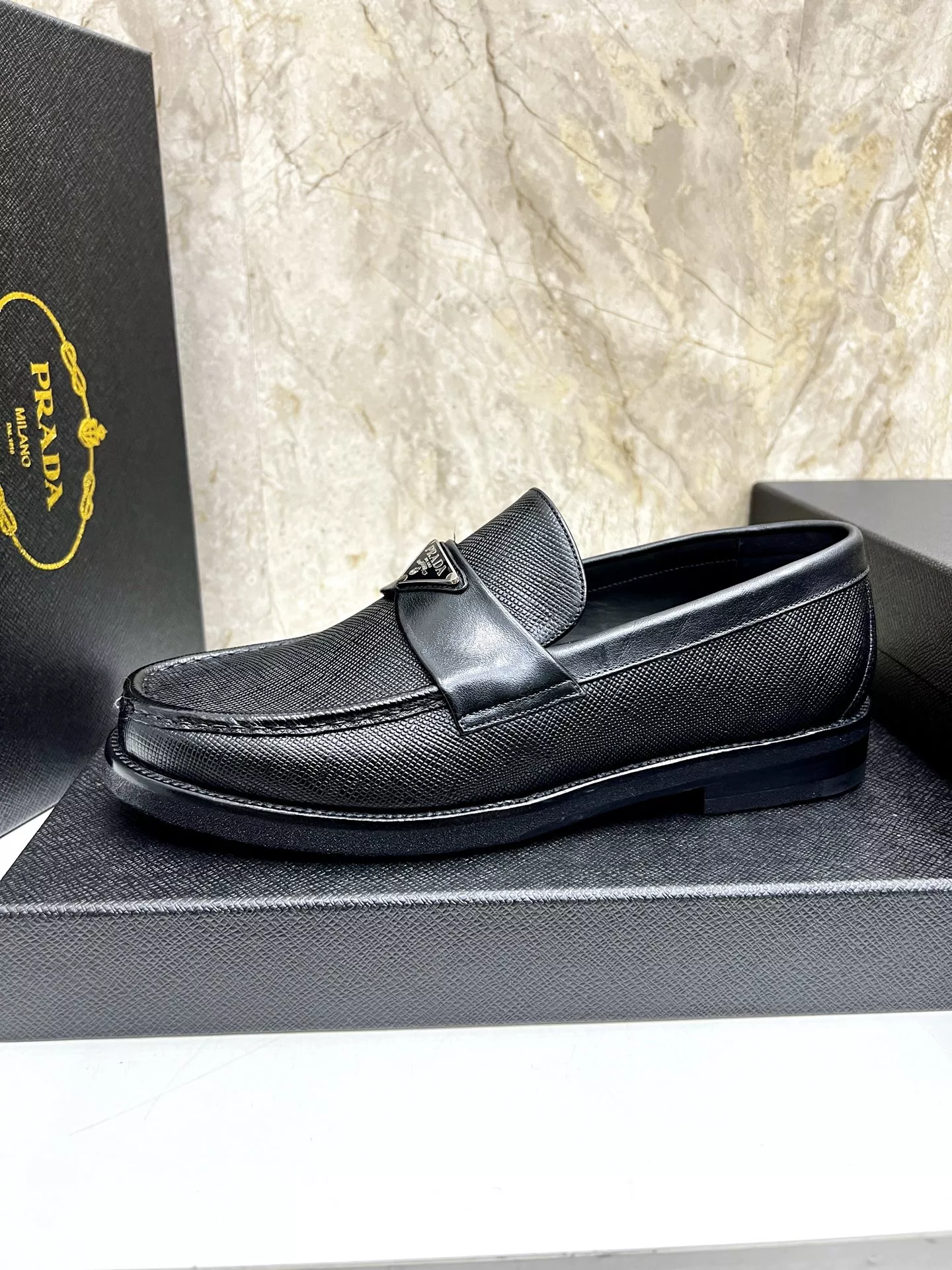Prada Leather Shoes For Men Functional 7420