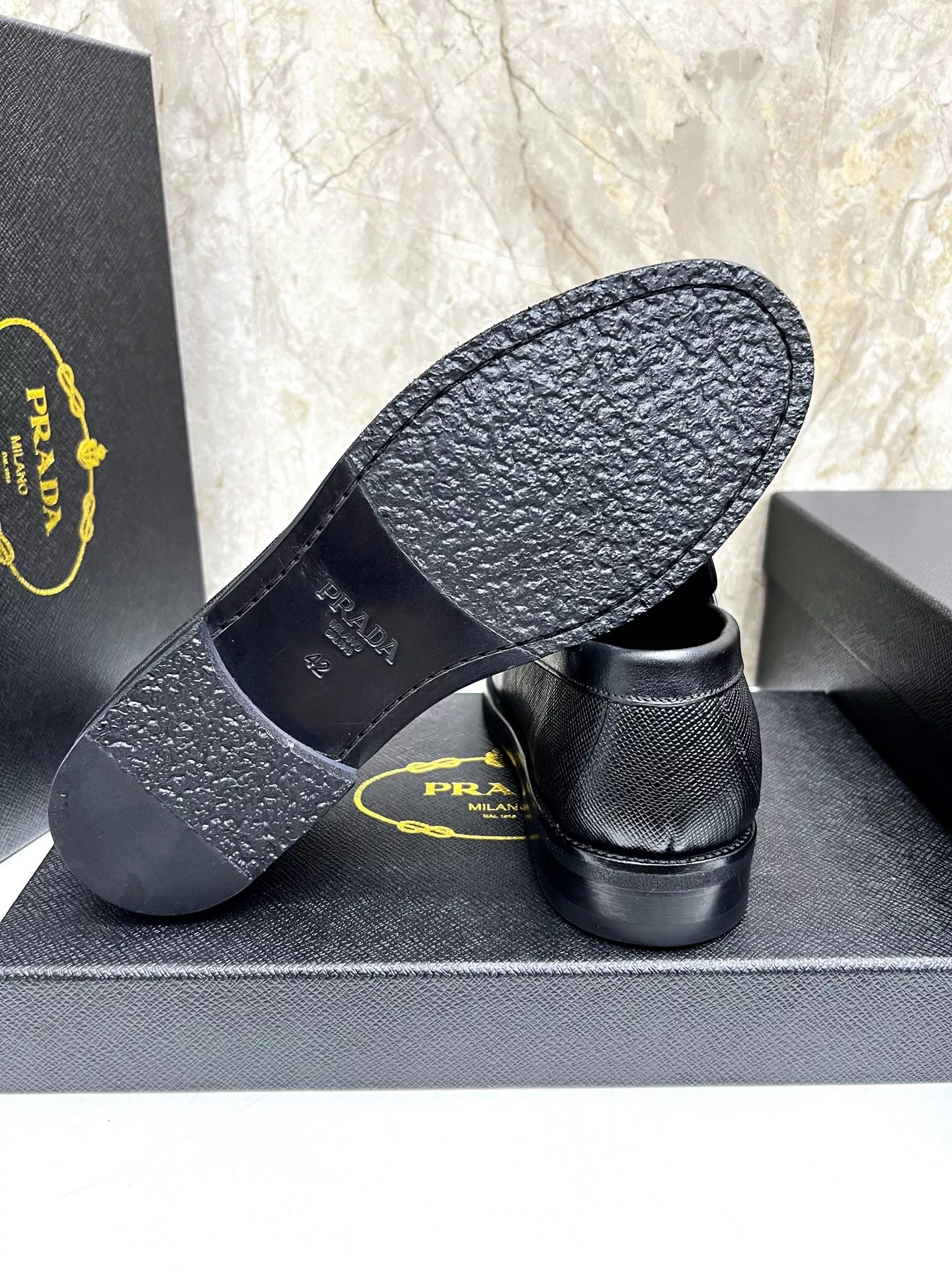 Prada Leather Shoes For Men Functional 7420