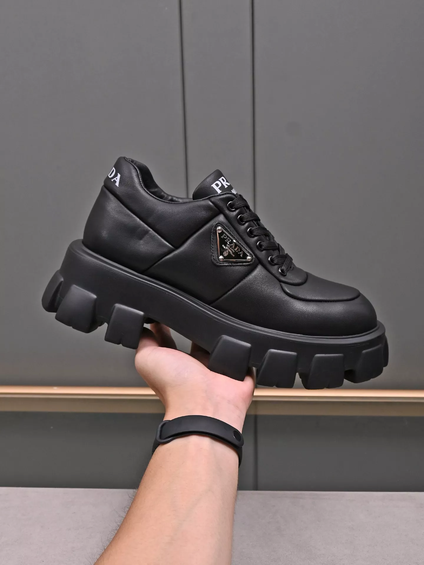 Prada Leather Shoes For Men GoodFit 7822