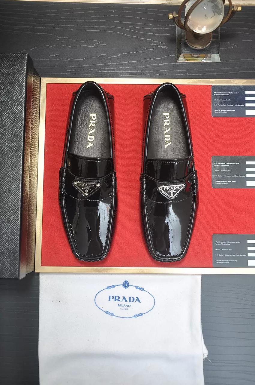 Prada Leather Shoes For Men NewStyle 1669