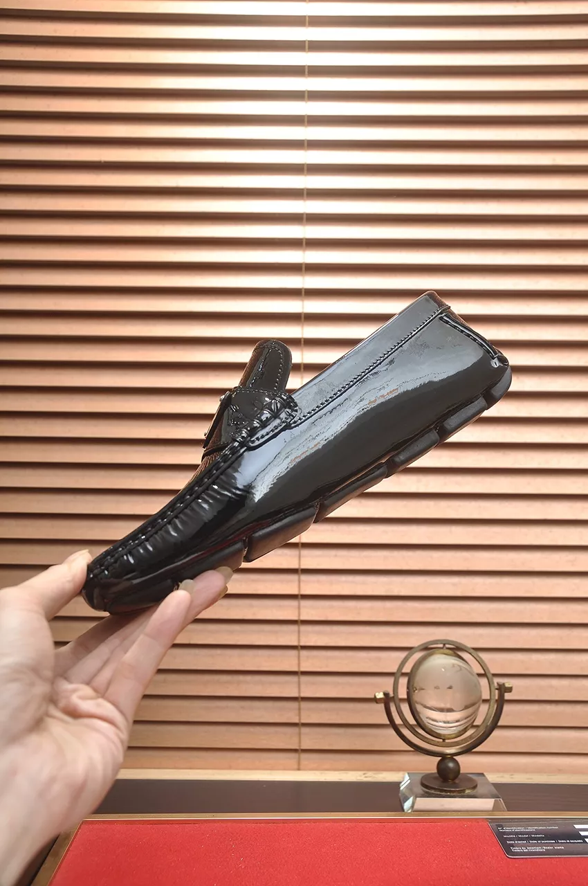 Prada Leather Shoes For Men NewStyle 1669