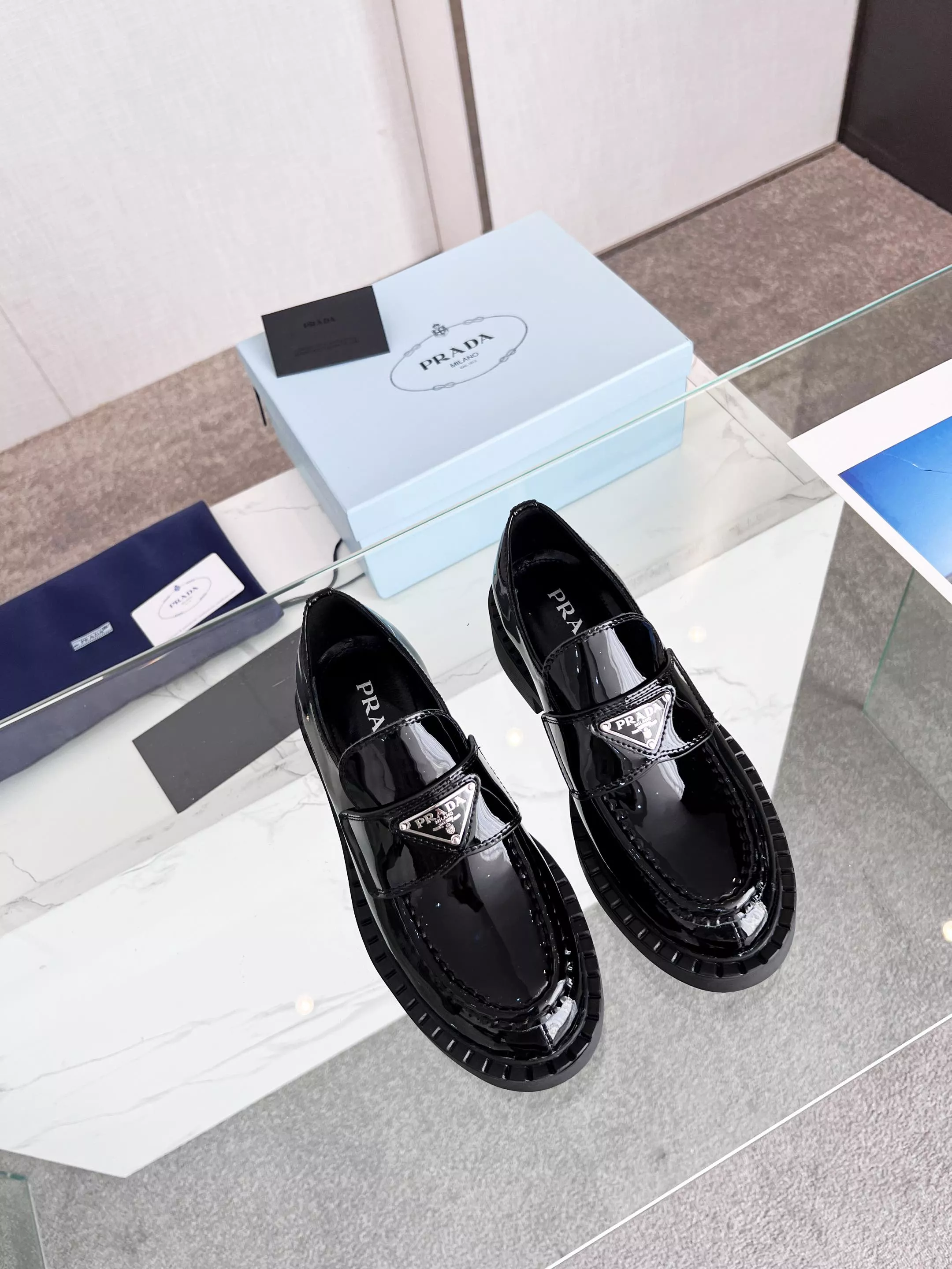 Prada Leather Shoes For Men NewStyle 8108