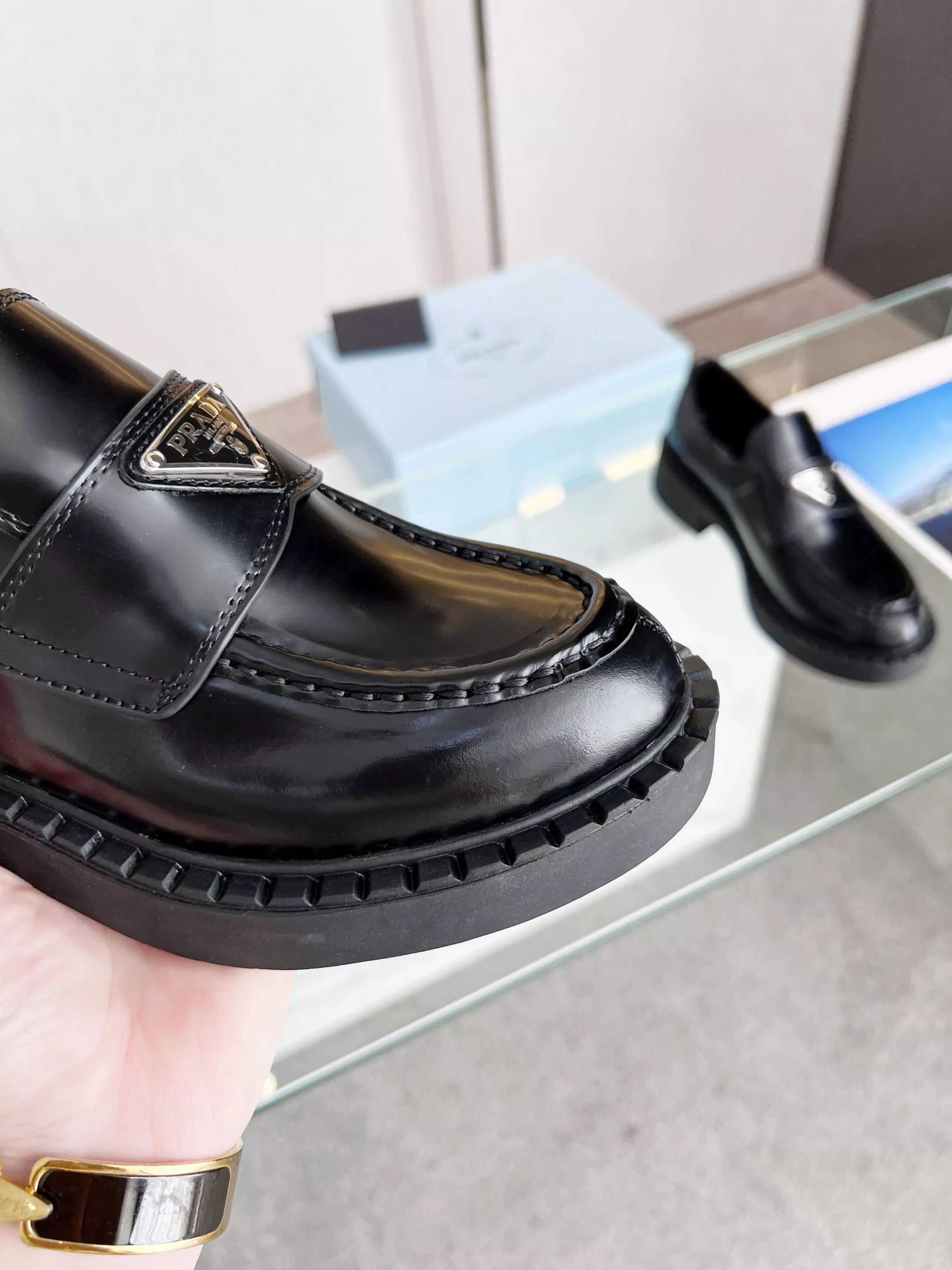 Prada Leather Shoes For Men NewStyle 8108