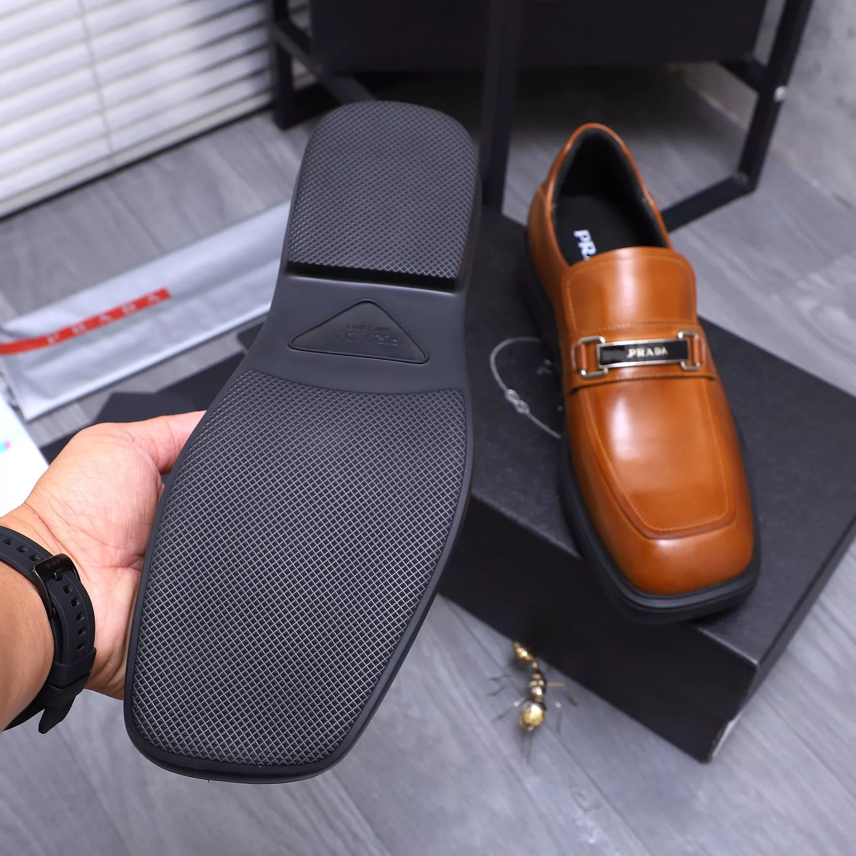 Prada Leather Shoes For Men Resilient 1558
