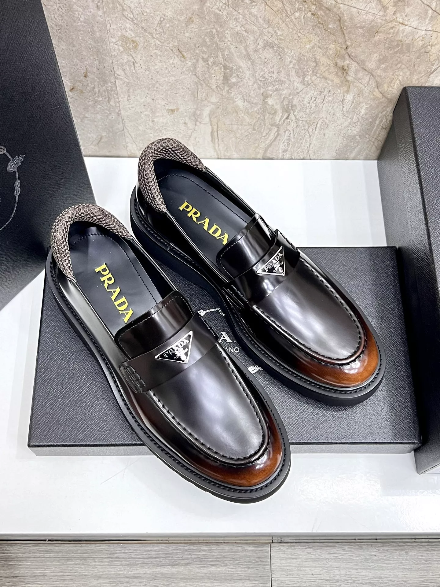 Prada Leather Shoes For Men Sophisticated 6508