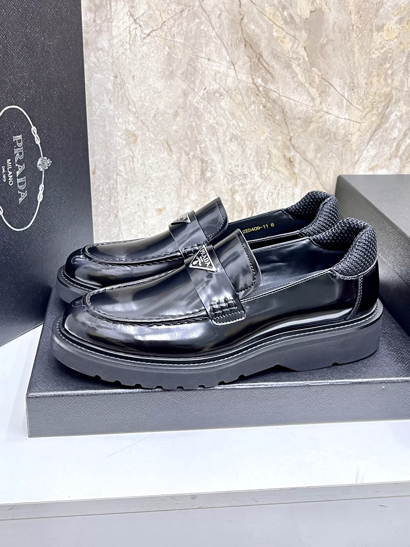 Prada Leather Shoes For Men Timeless 1217