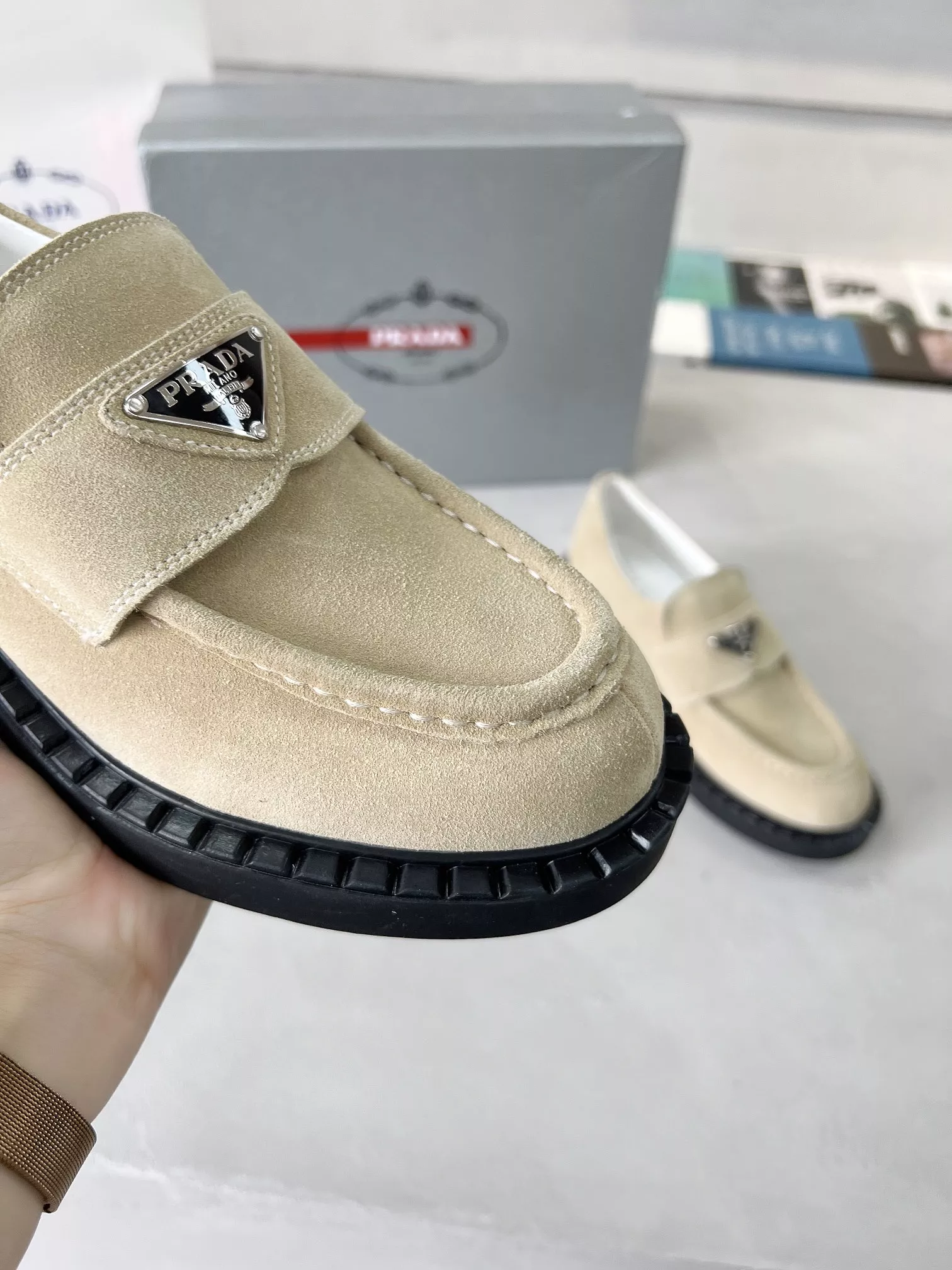 Prada Leather Shoes For Men Timeless 3434