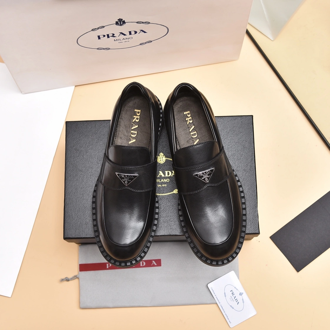 Prada Leather Shoes For Men Trendy 693