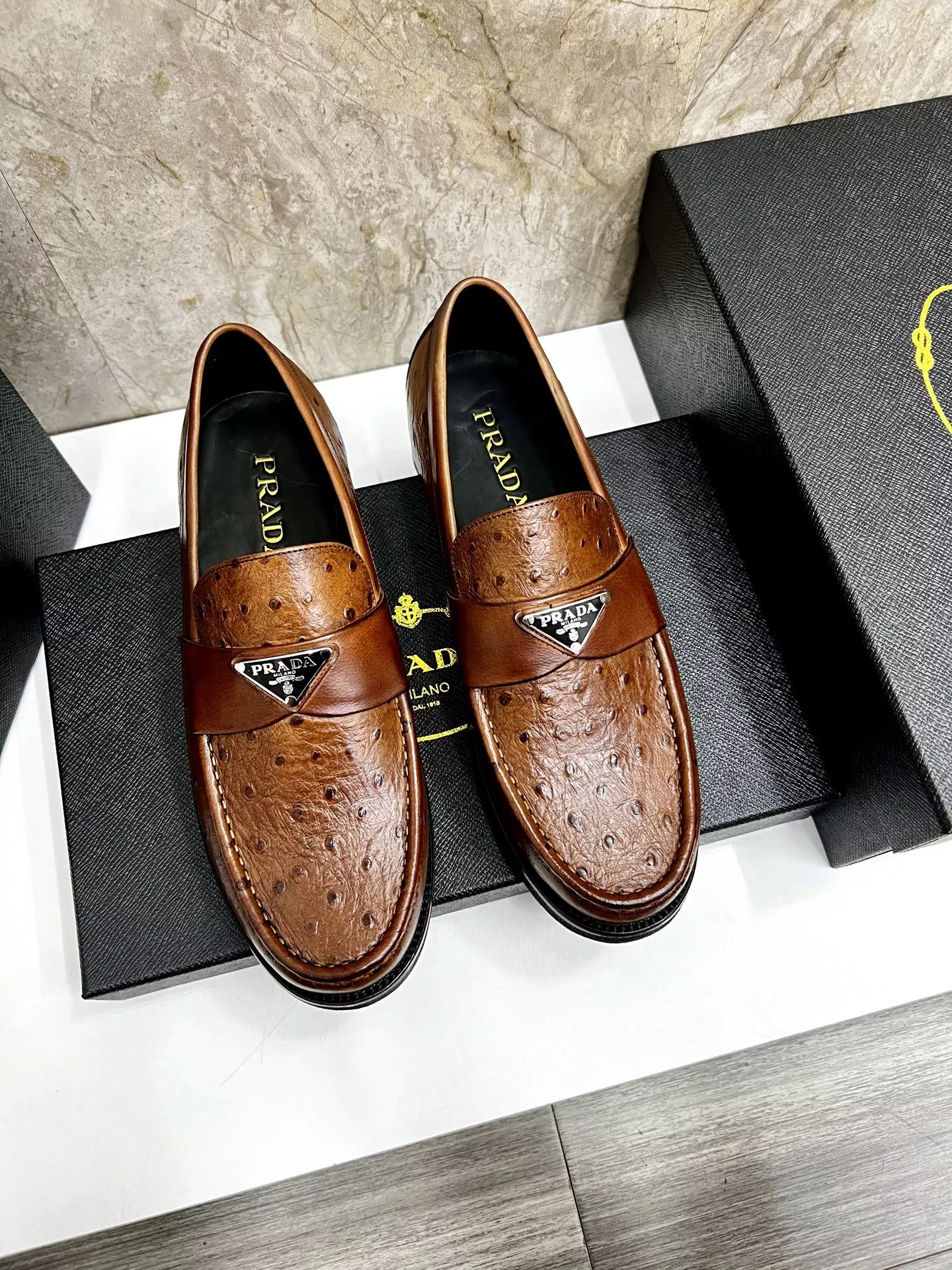 Prada Leather Shoes For Men WellDesigned 5035