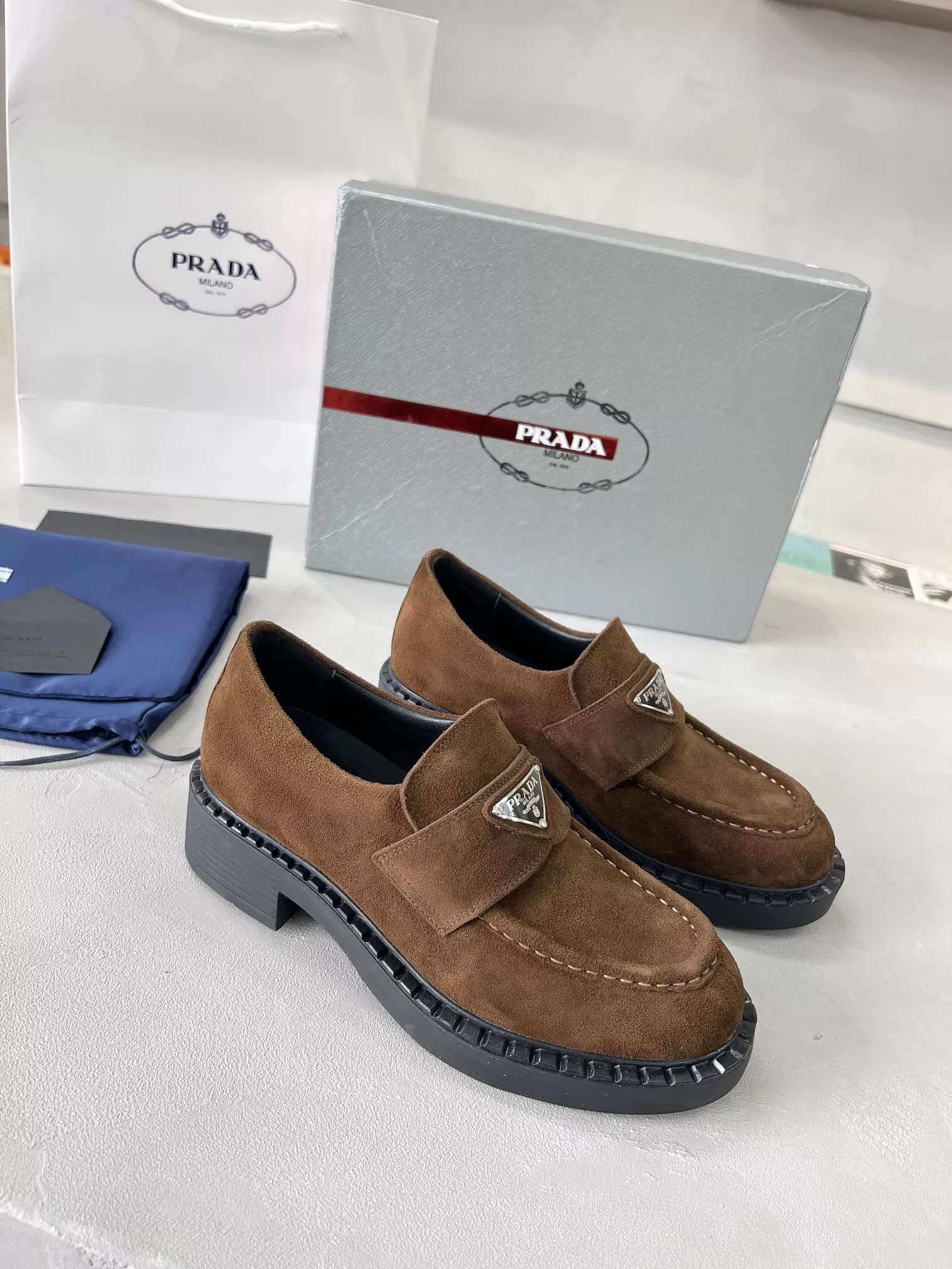 Prada Leather Shoes For Men WellDesigned 733