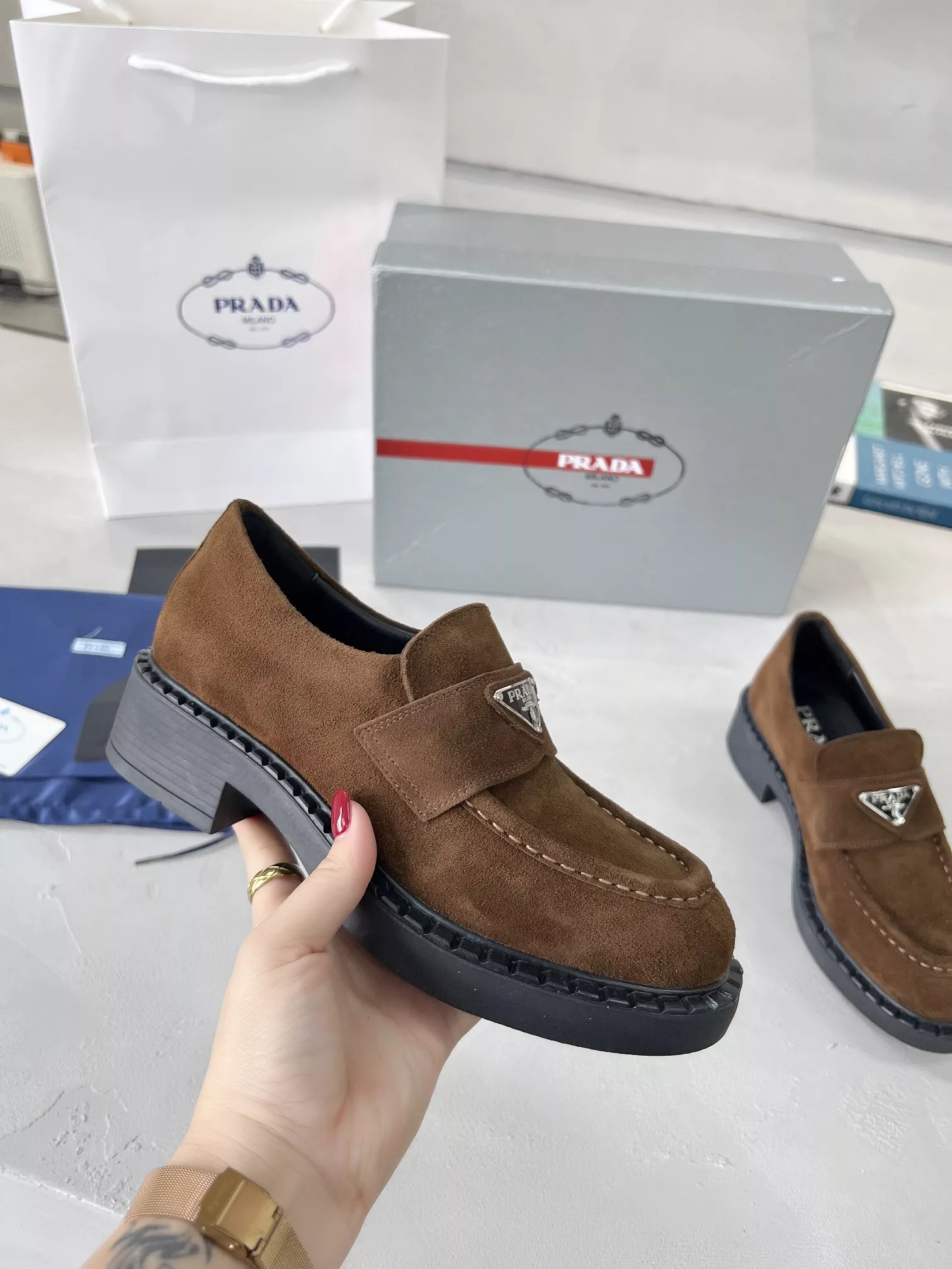 Prada Leather Shoes For Men WellDesigned 733