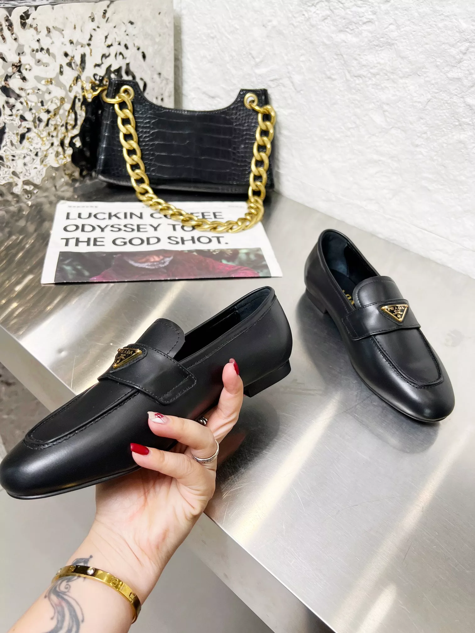 Prada Leather Shoes For Women Bold 6510