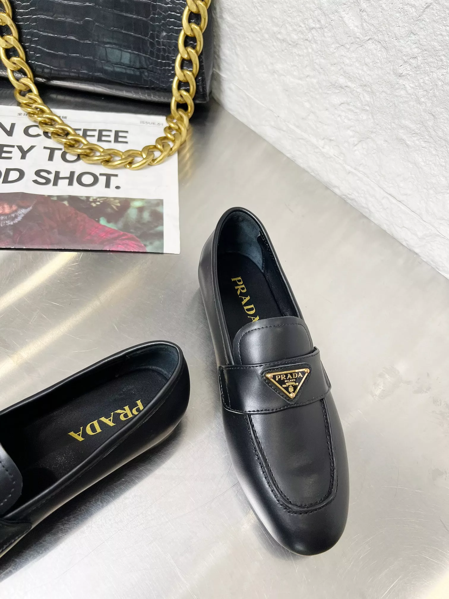 Prada Leather Shoes For Women Bold 6510