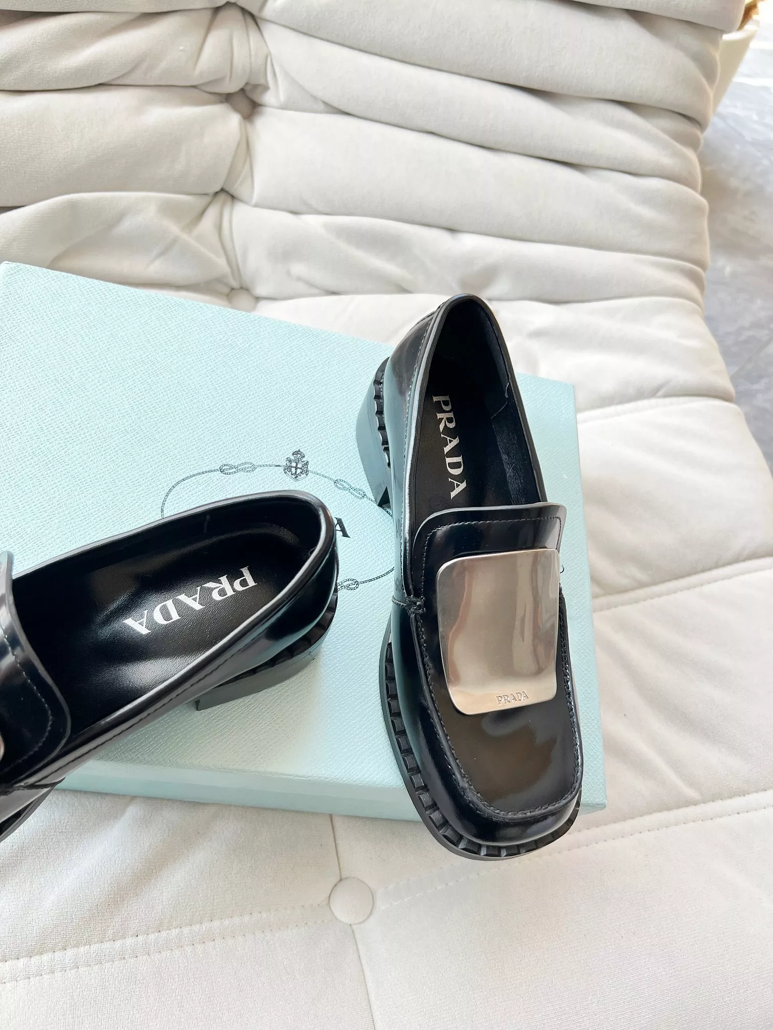 Prada Leather Shoes For Women SmartChoice 8755