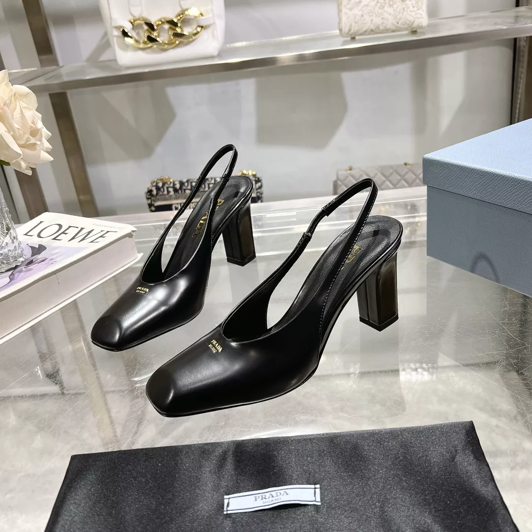 Prada Sandal For Women Bold 9866