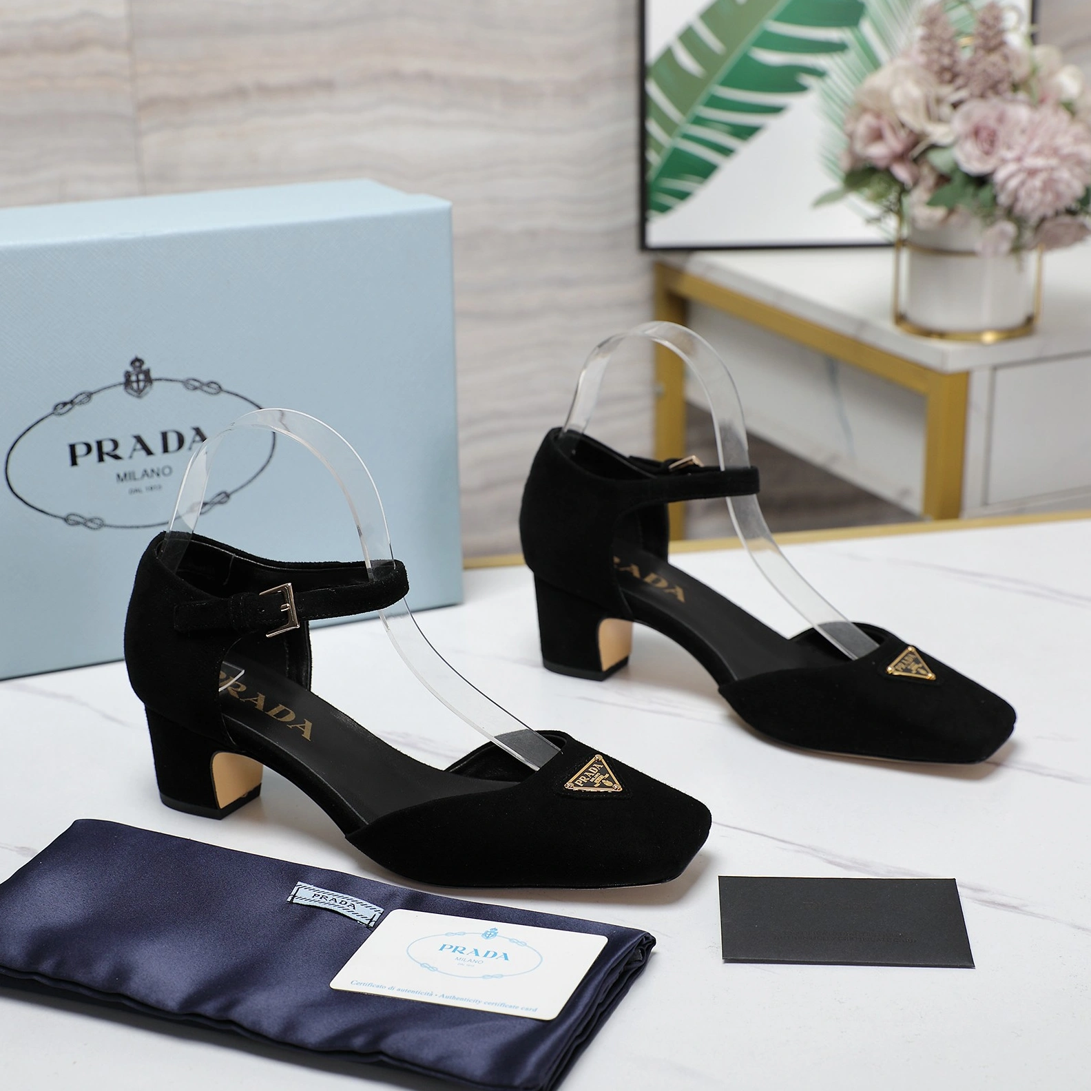 Prada Sandal For Women Breathable 1394