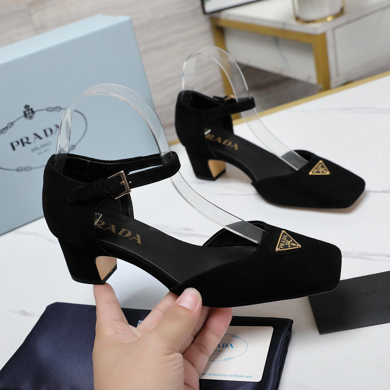 Prada Sandal For Women Breathable 1394