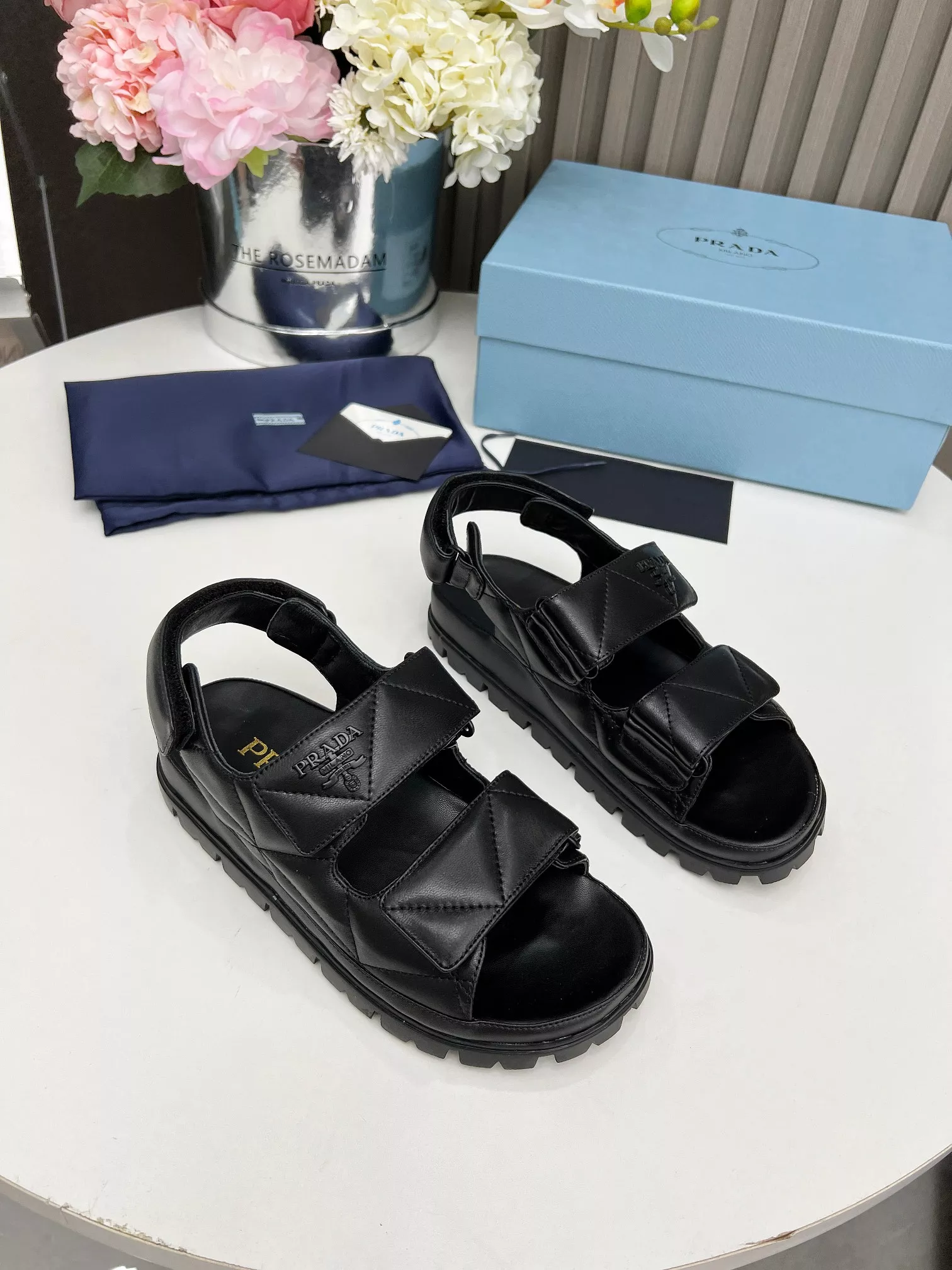 Prada Sandal For Women Durable 7417