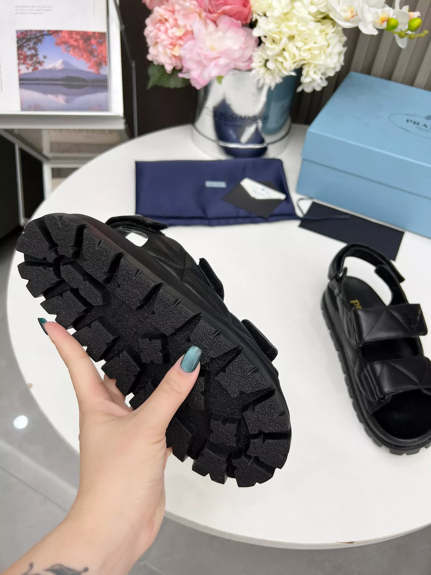 Prada Sandal For Women Durable 7417