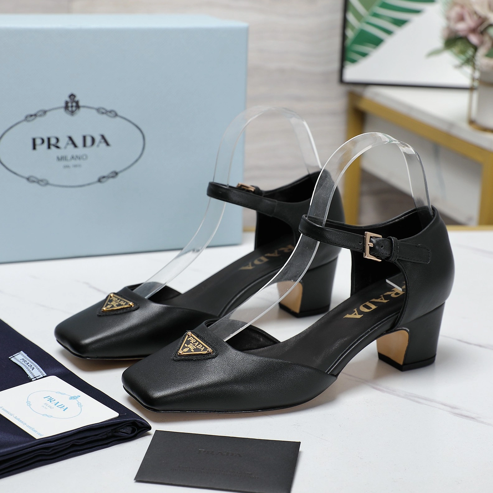 Prada Sandal For Women EyeCatching 7788