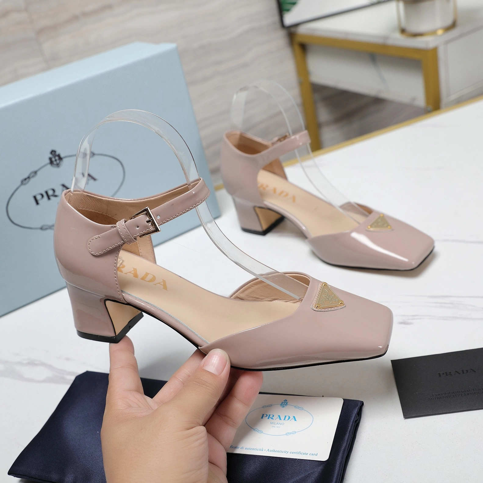 Prada Sandal For Women EyeCatching 8821