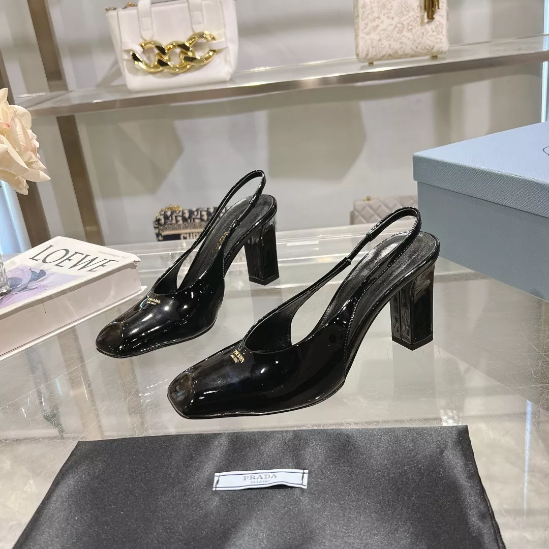 Prada Sandal For Women Fashionable 9635