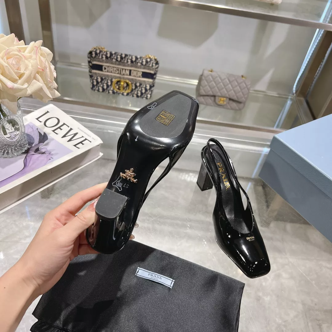 Prada Sandal For Women Fashionable 9635