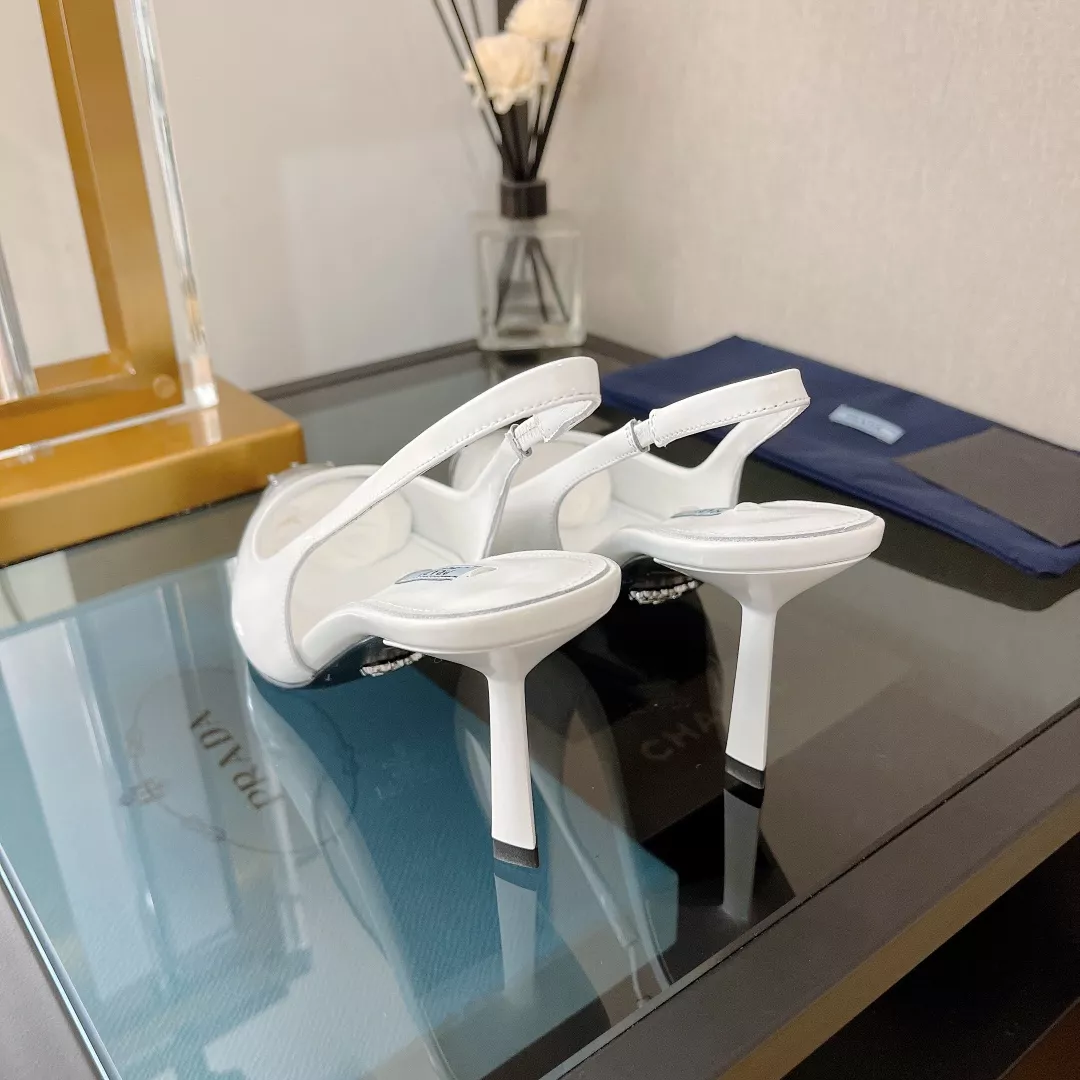 Prada Sandal For Women Fashionable 9663
