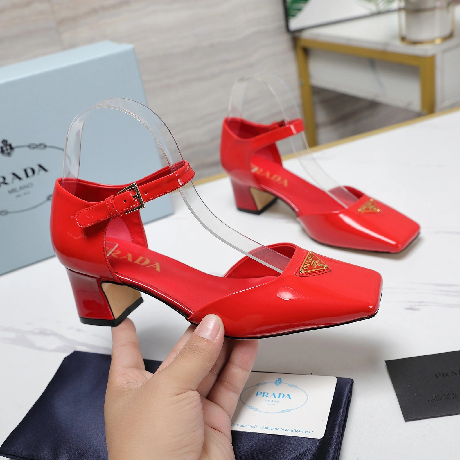 Prada Sandal For Women Refined 7941