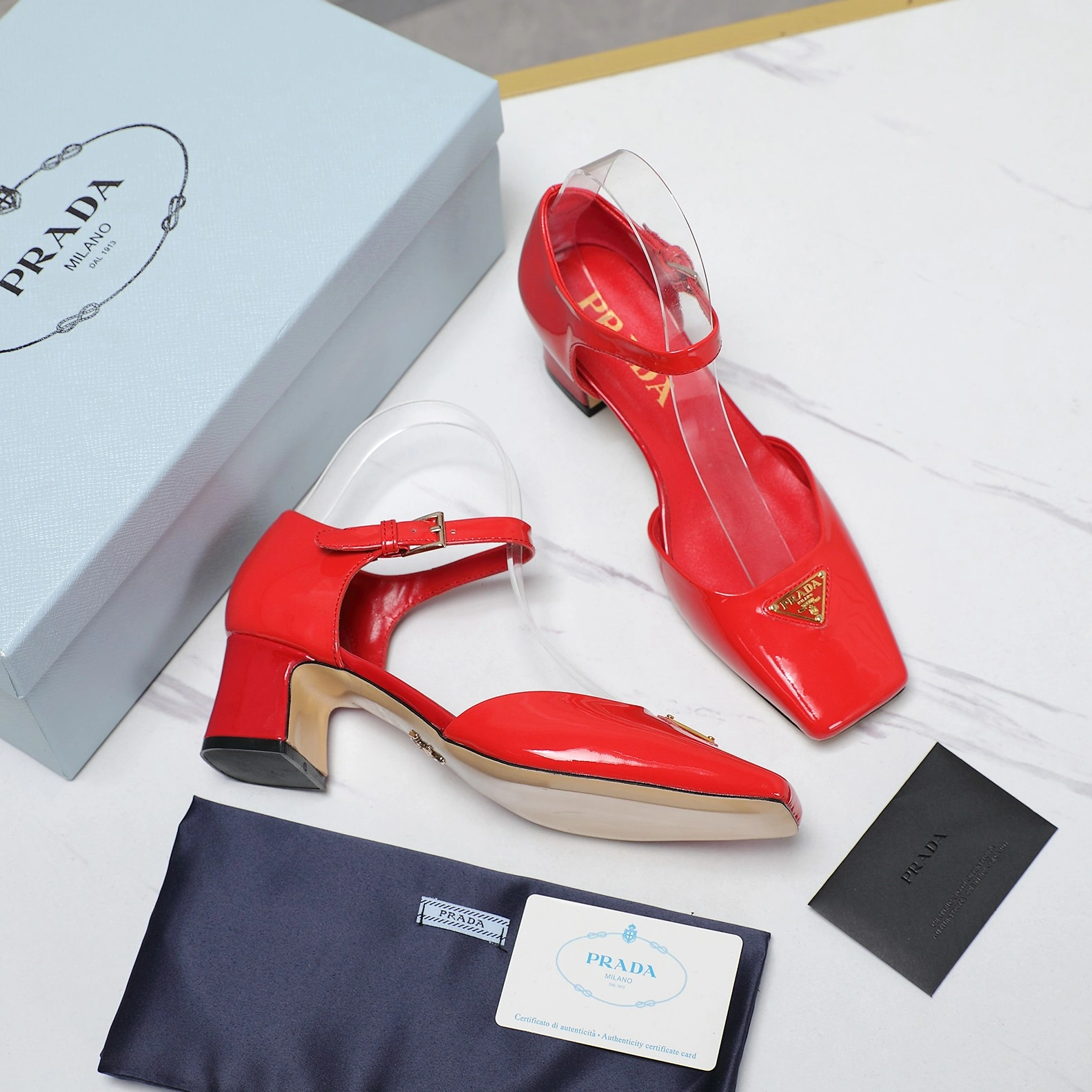 Prada Sandal For Women Refined 7941