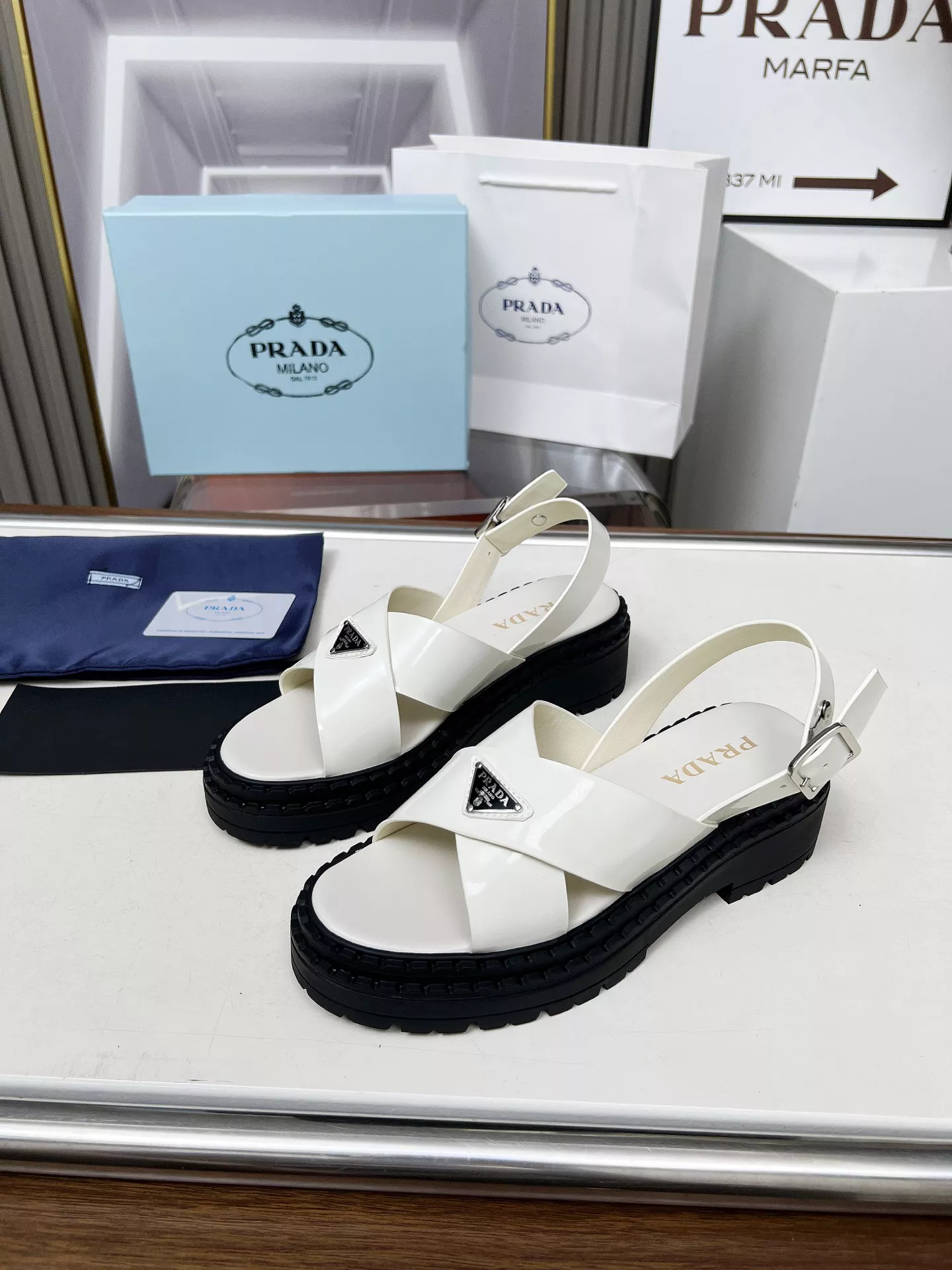 Prada Sandal For Women Unique 2349