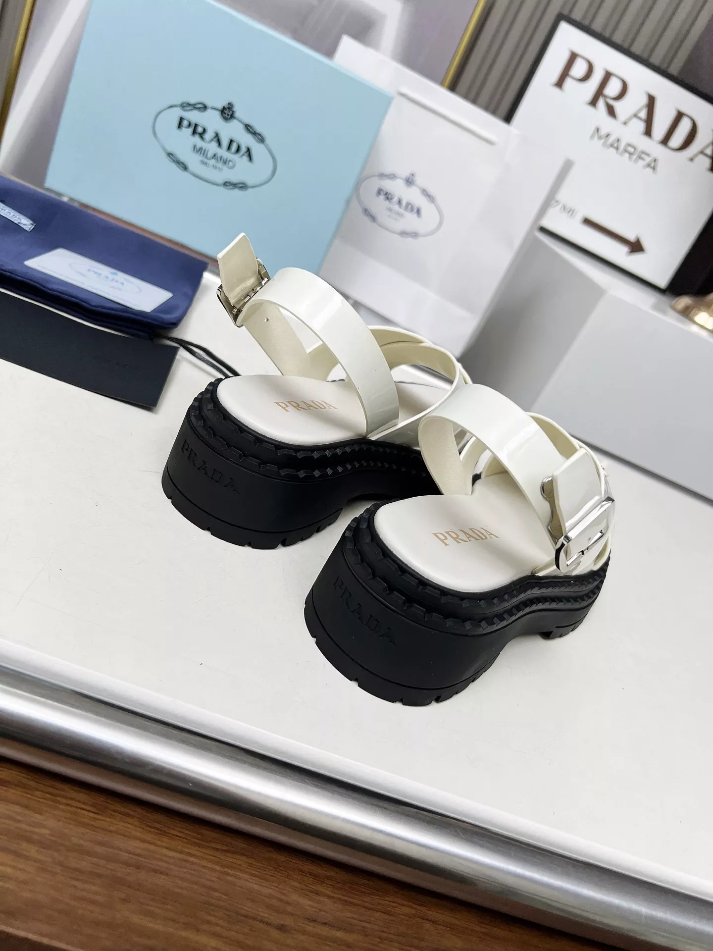 Prada Sandal For Women Unique 2349