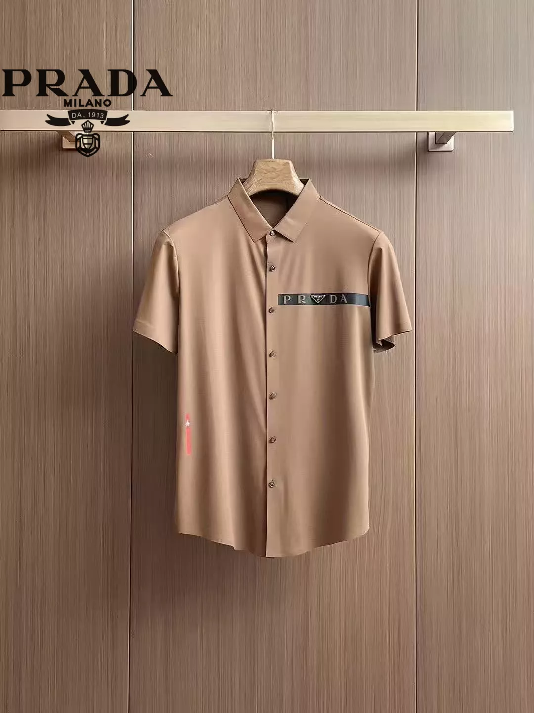 Prada Shirts Short Sleeved For Men Comfortable 9333