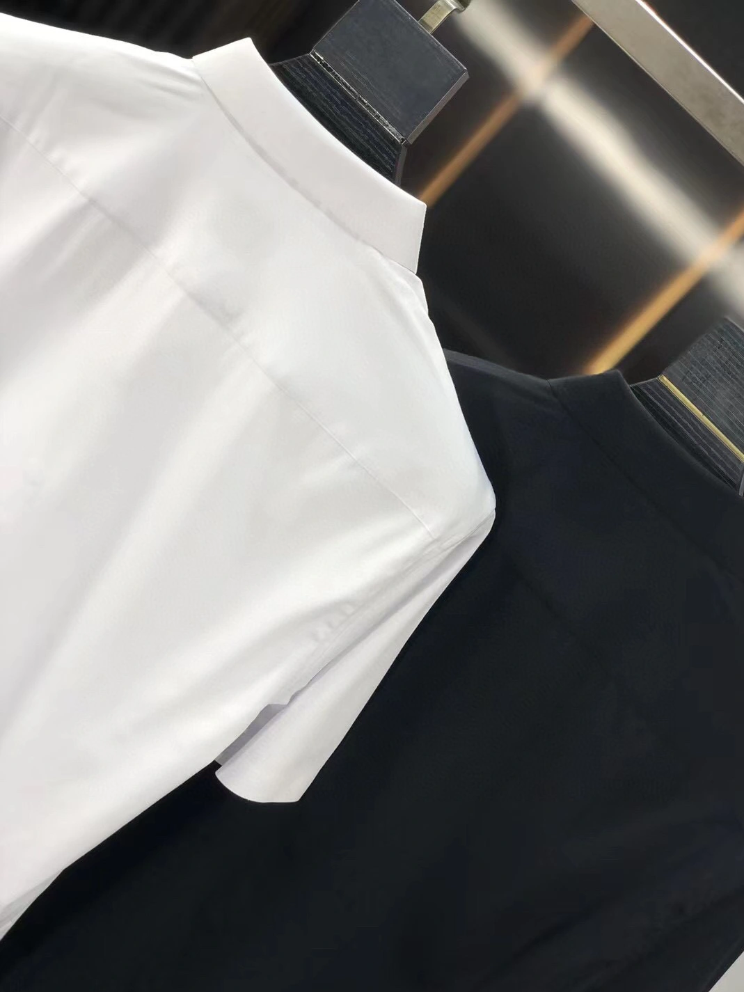 Prada Shirts Short Sleeved For Men Cozy 3382