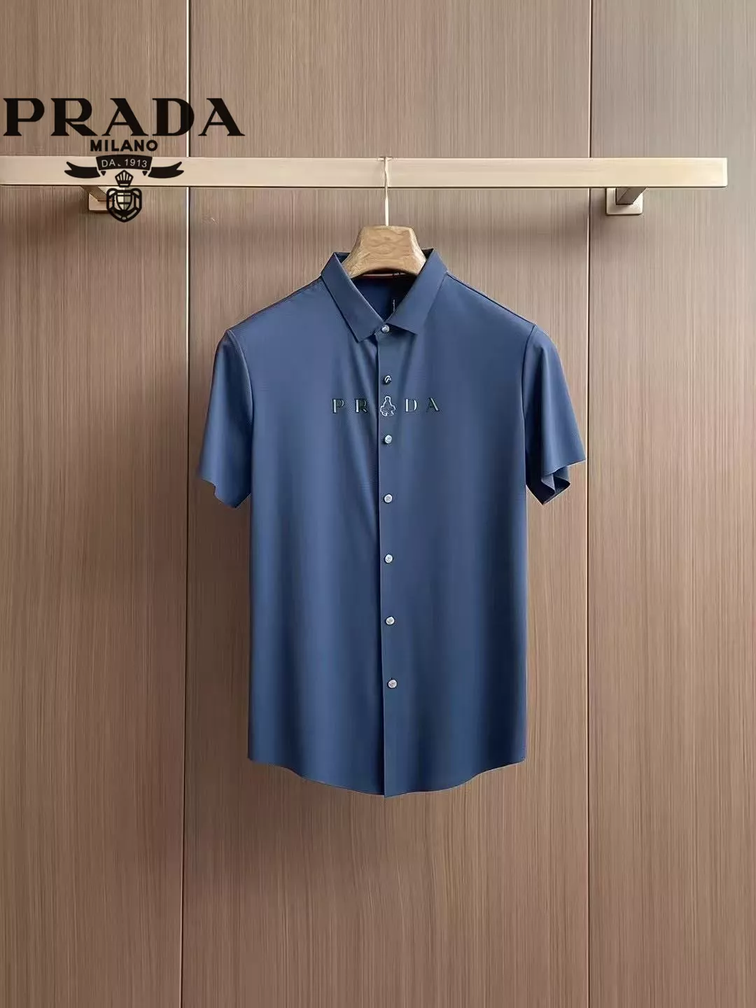 Prada Shirts Short Sleeved For Men EasyMatch 8327