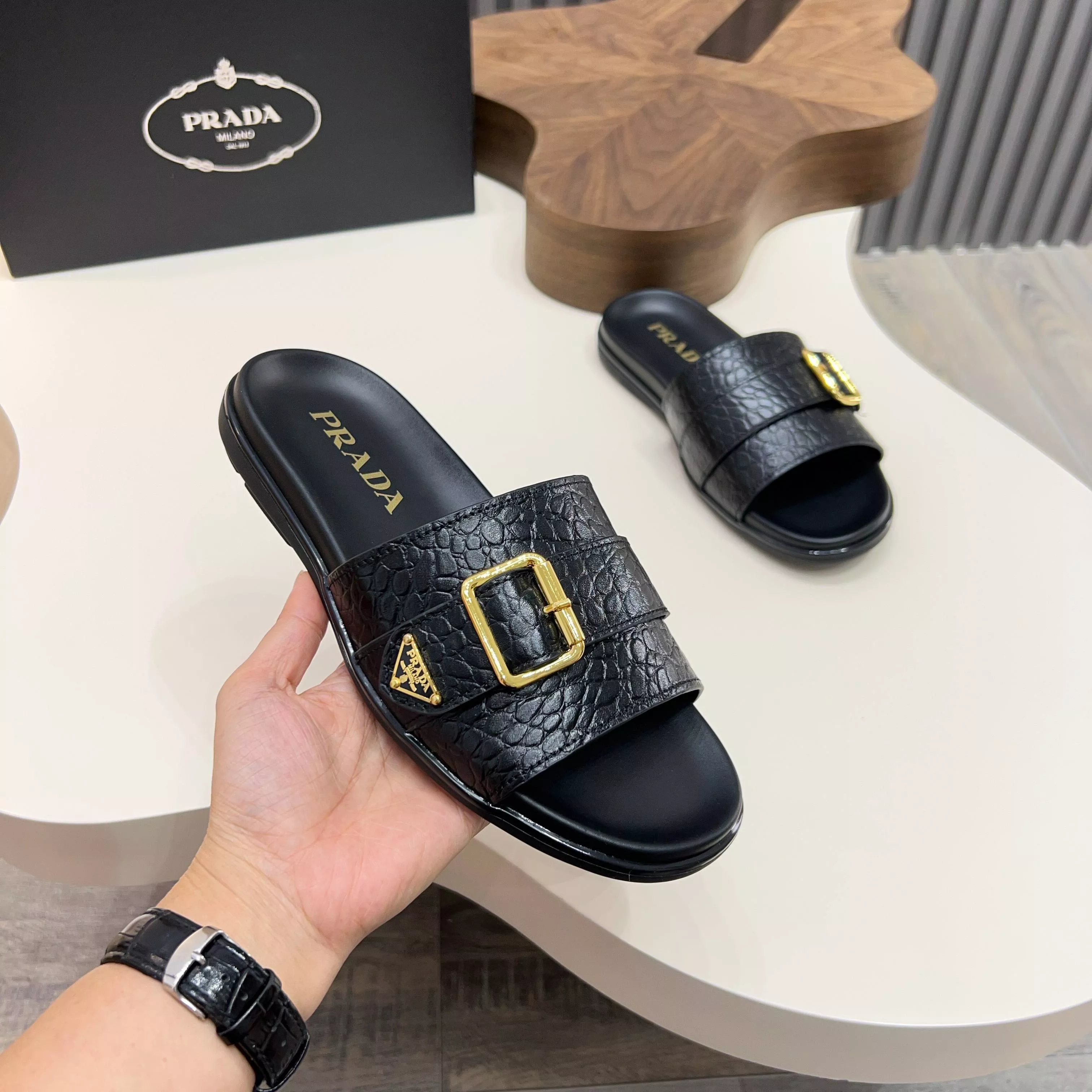 Prada Slippers For Men Compact 5932