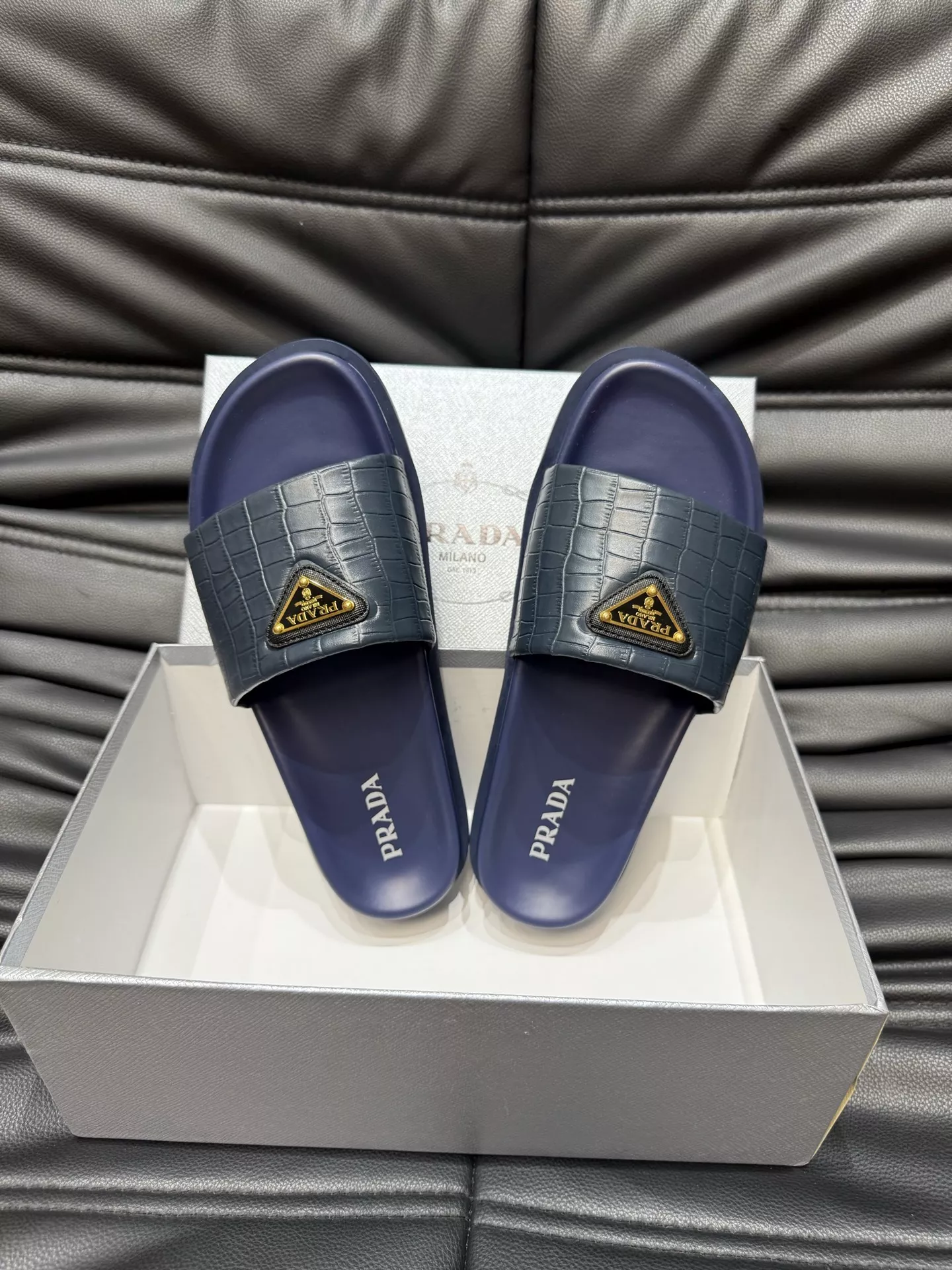Prada Slippers For Men DailyWear 3476