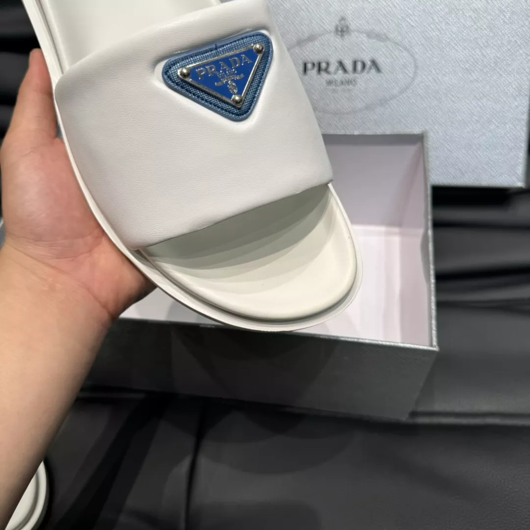 Prada Slippers For Men EasyMatch 4655