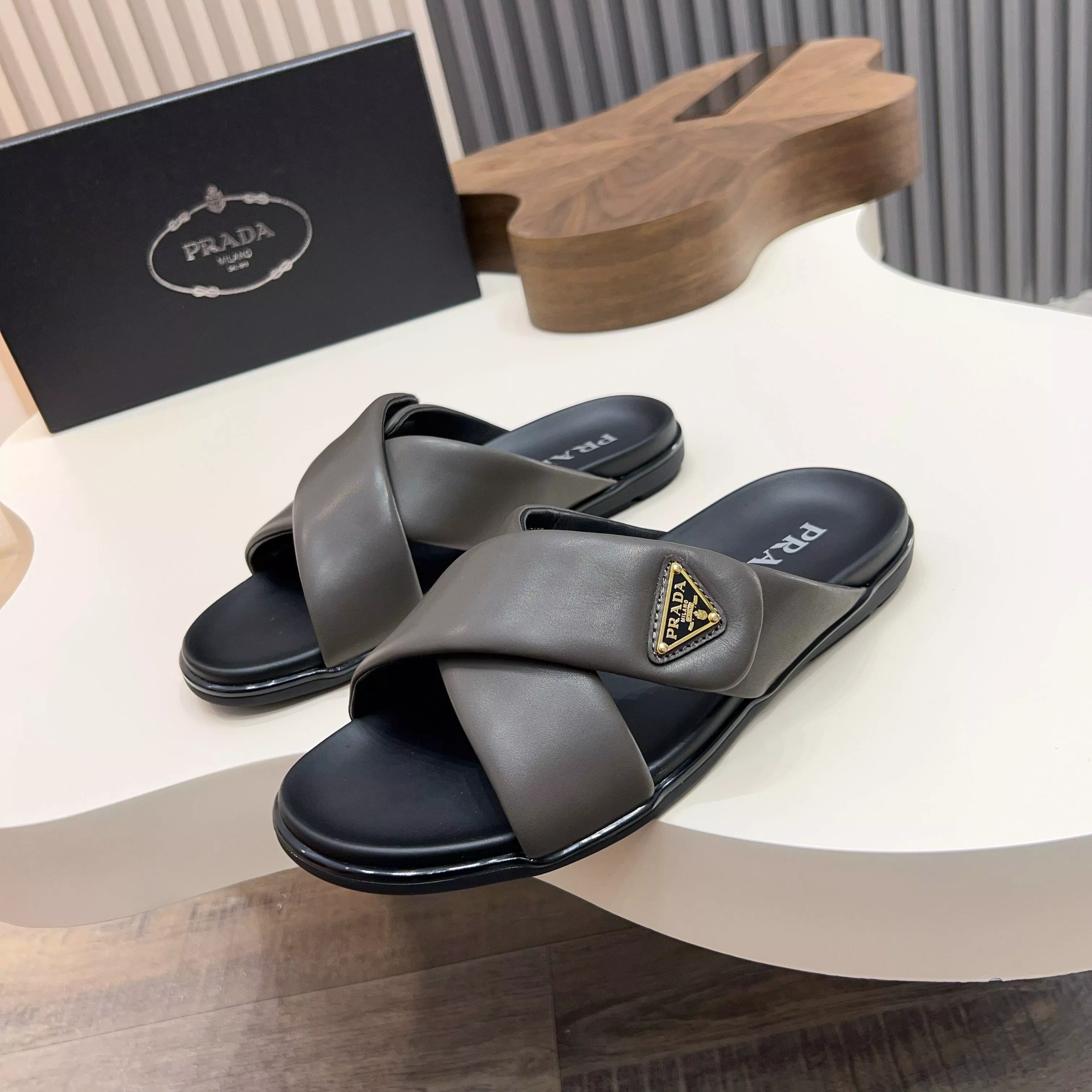 Prada Slippers For Men Modern 7885