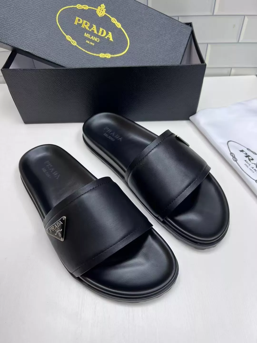 Prada Slippers For Men NewStyle 2167