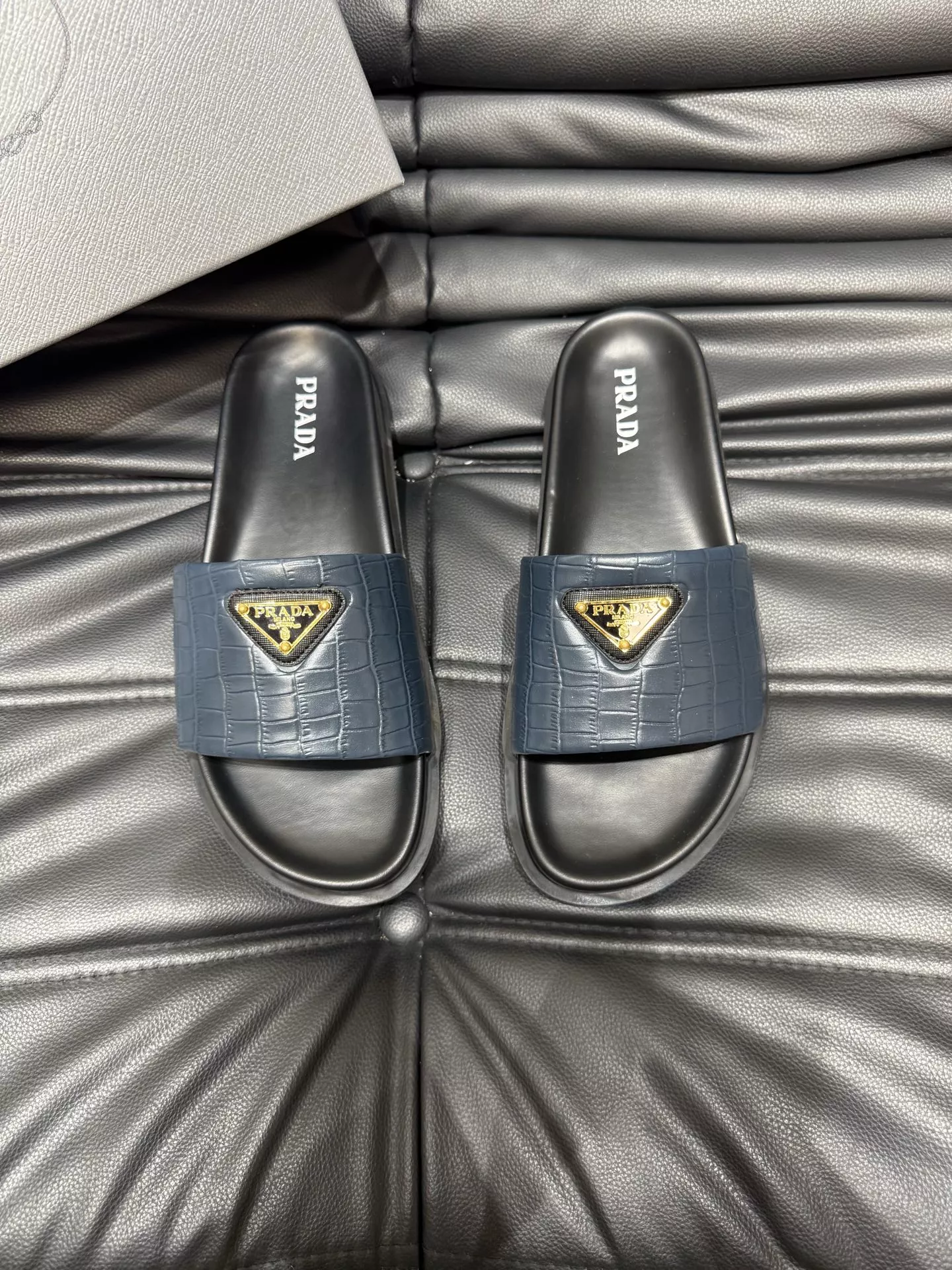 Prada Slippers For Men Sleek 3240