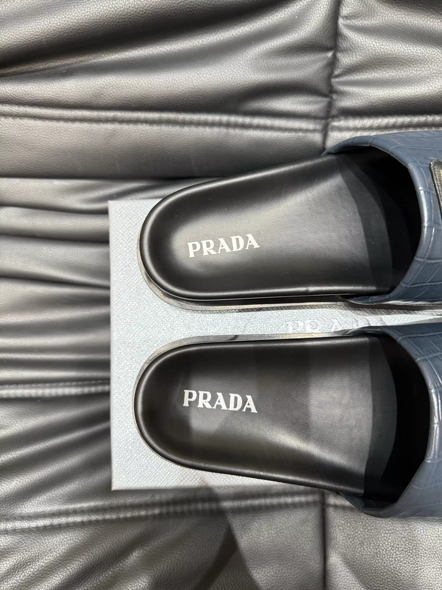Prada Slippers For Men Sleek 3240