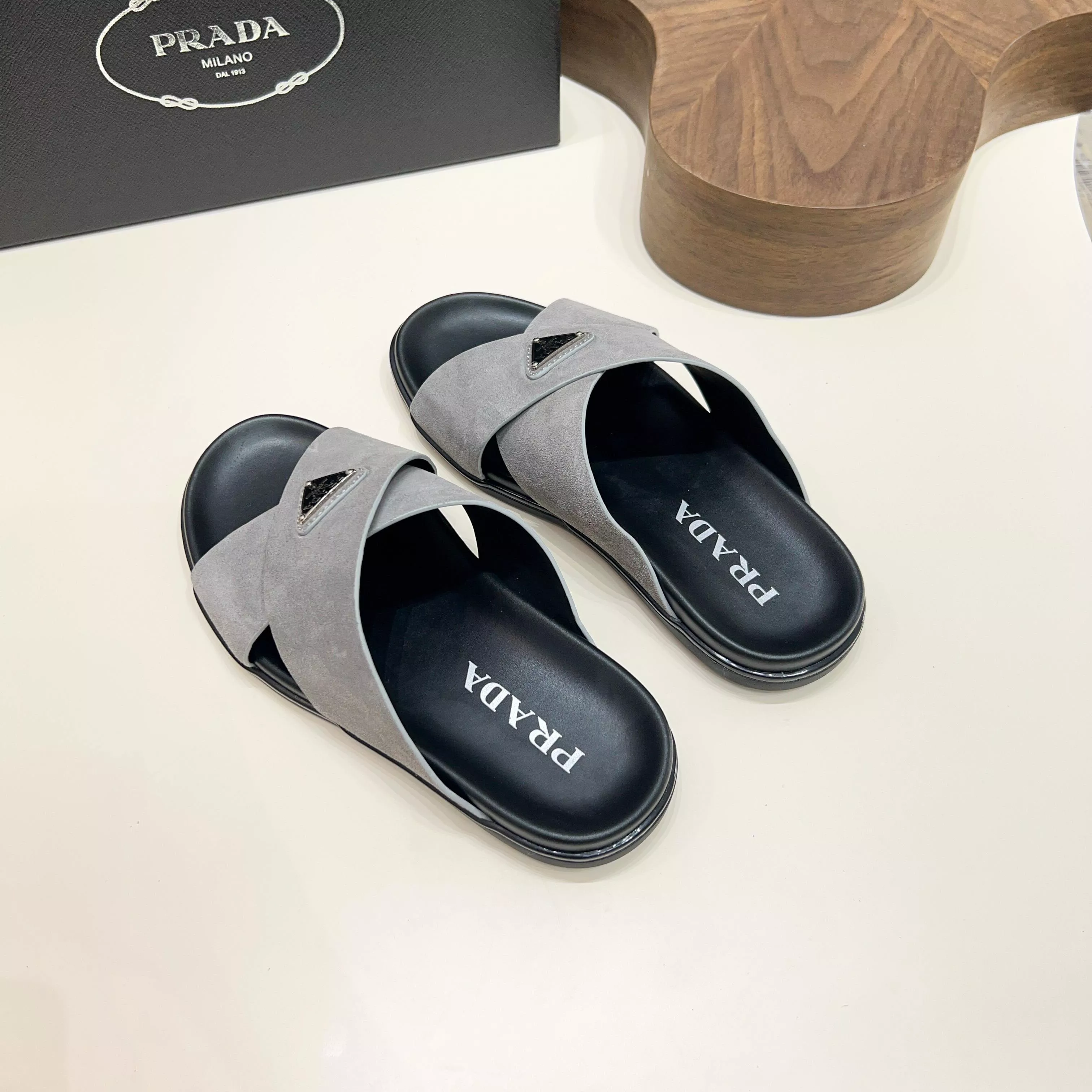 Prada Slippers For Men Sophisticated 479