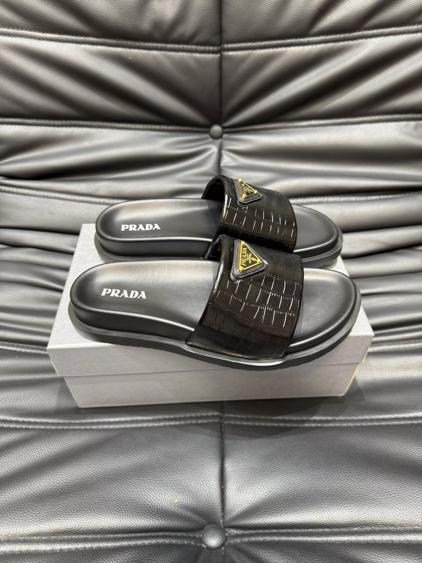 Prada Slippers For Men StreetReady 1466