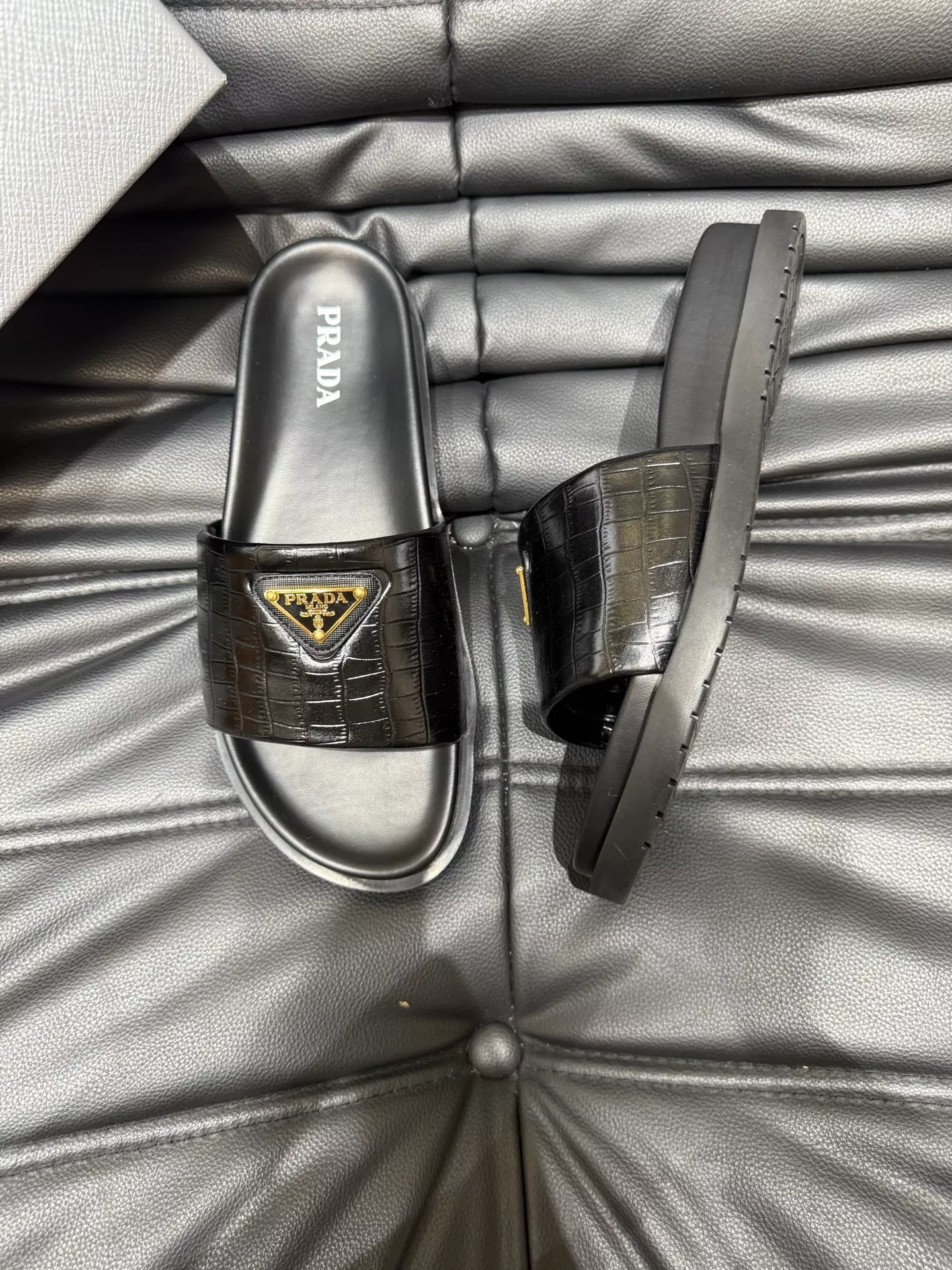 Prada Slippers For Men StreetReady 1466