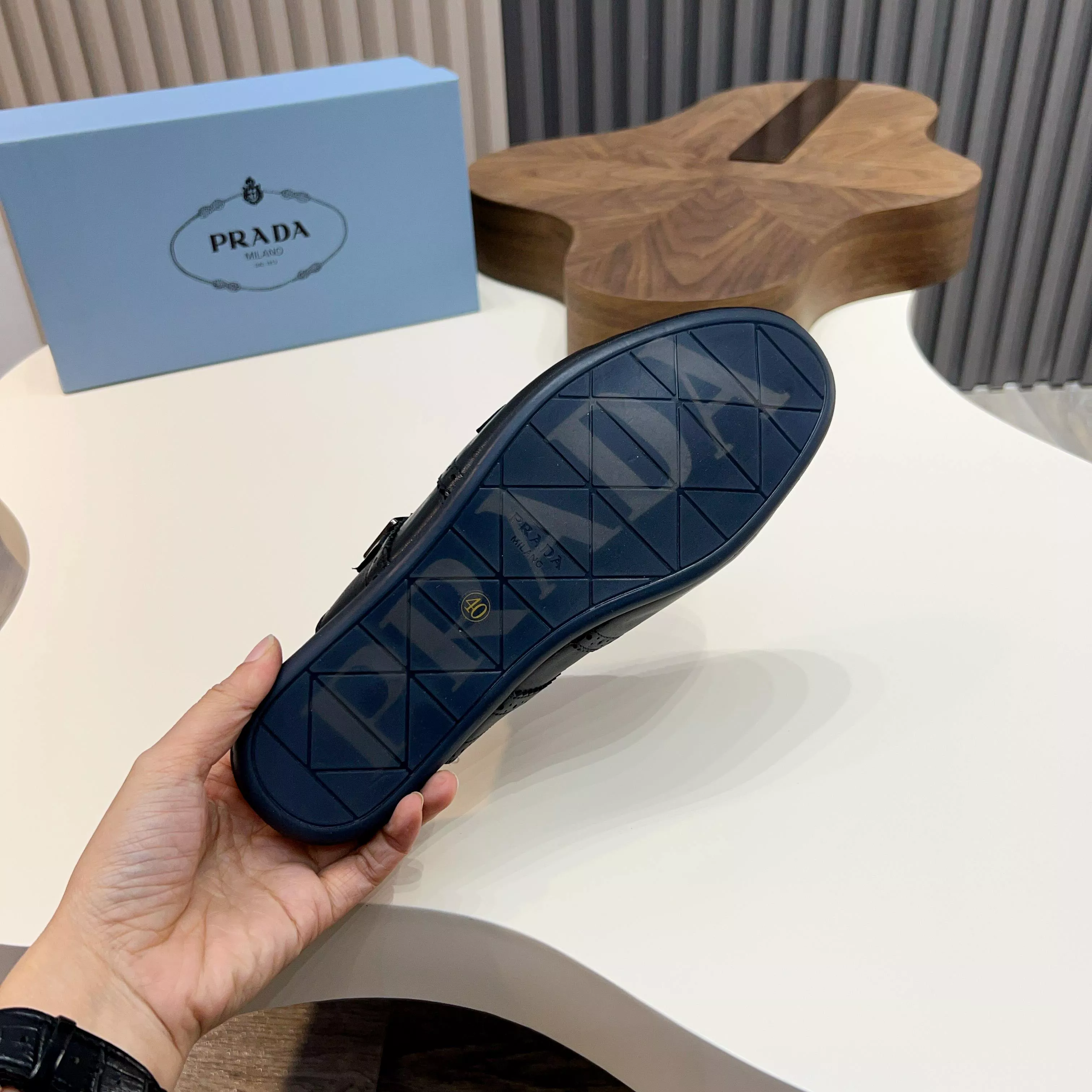 Prada Slippers For Men StreetReady 9457