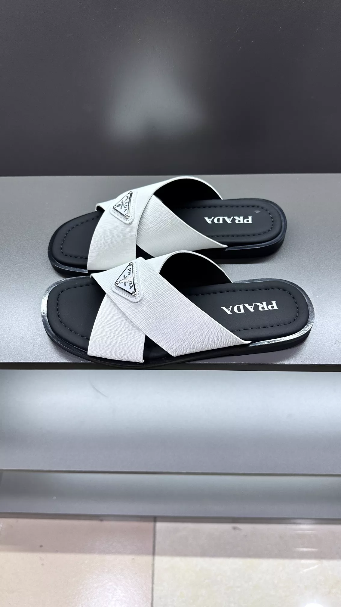 Prada Slippers For Men UrbanStyle 6409