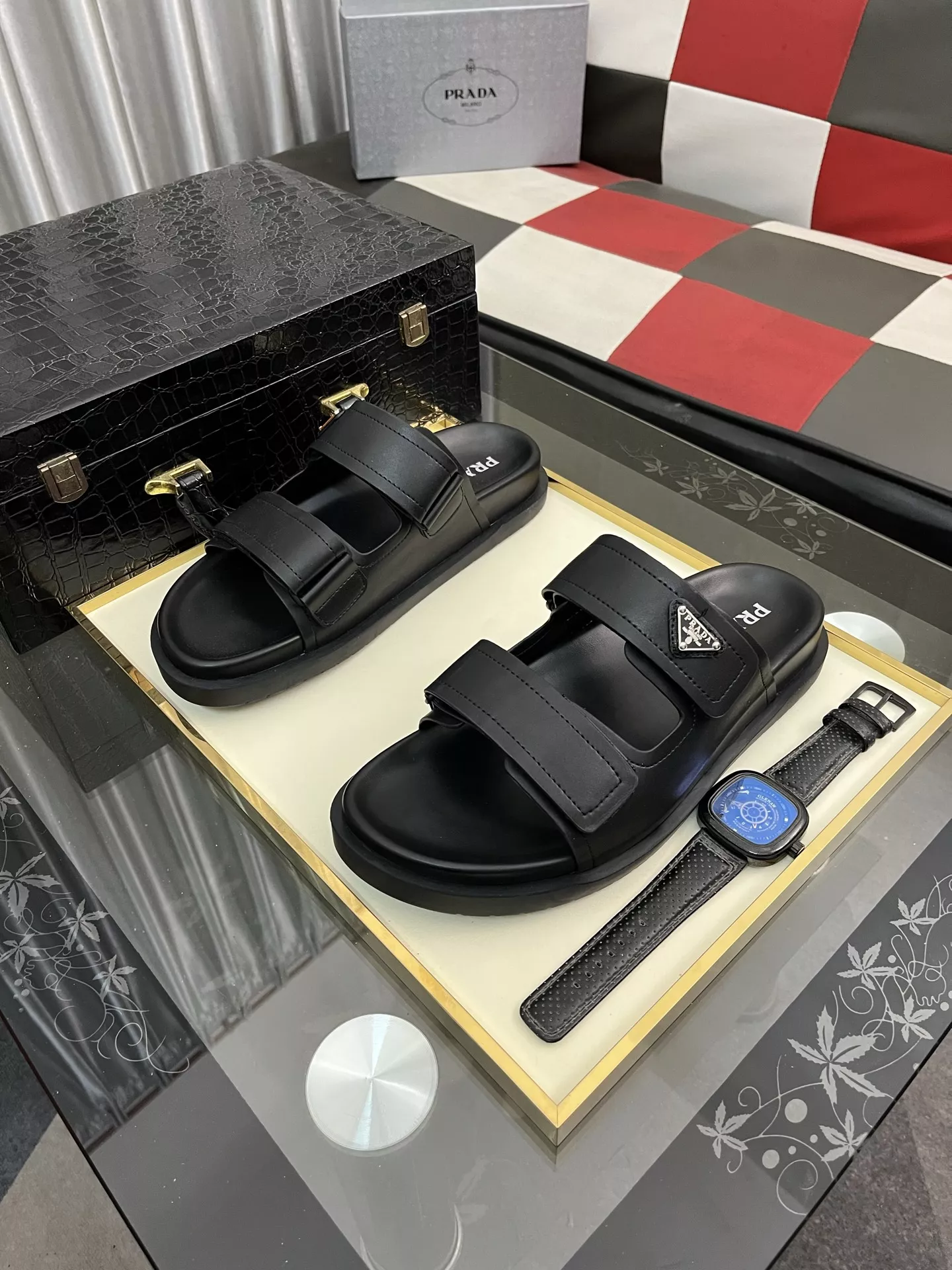 Prada Slippers For Men WellDesigned 4624