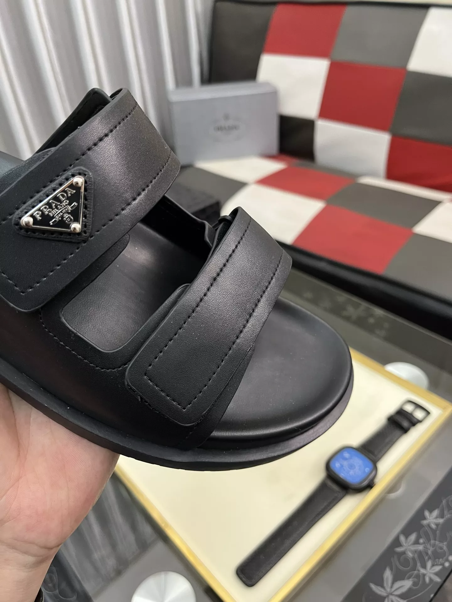 Prada Slippers For Men WellDesigned 4624